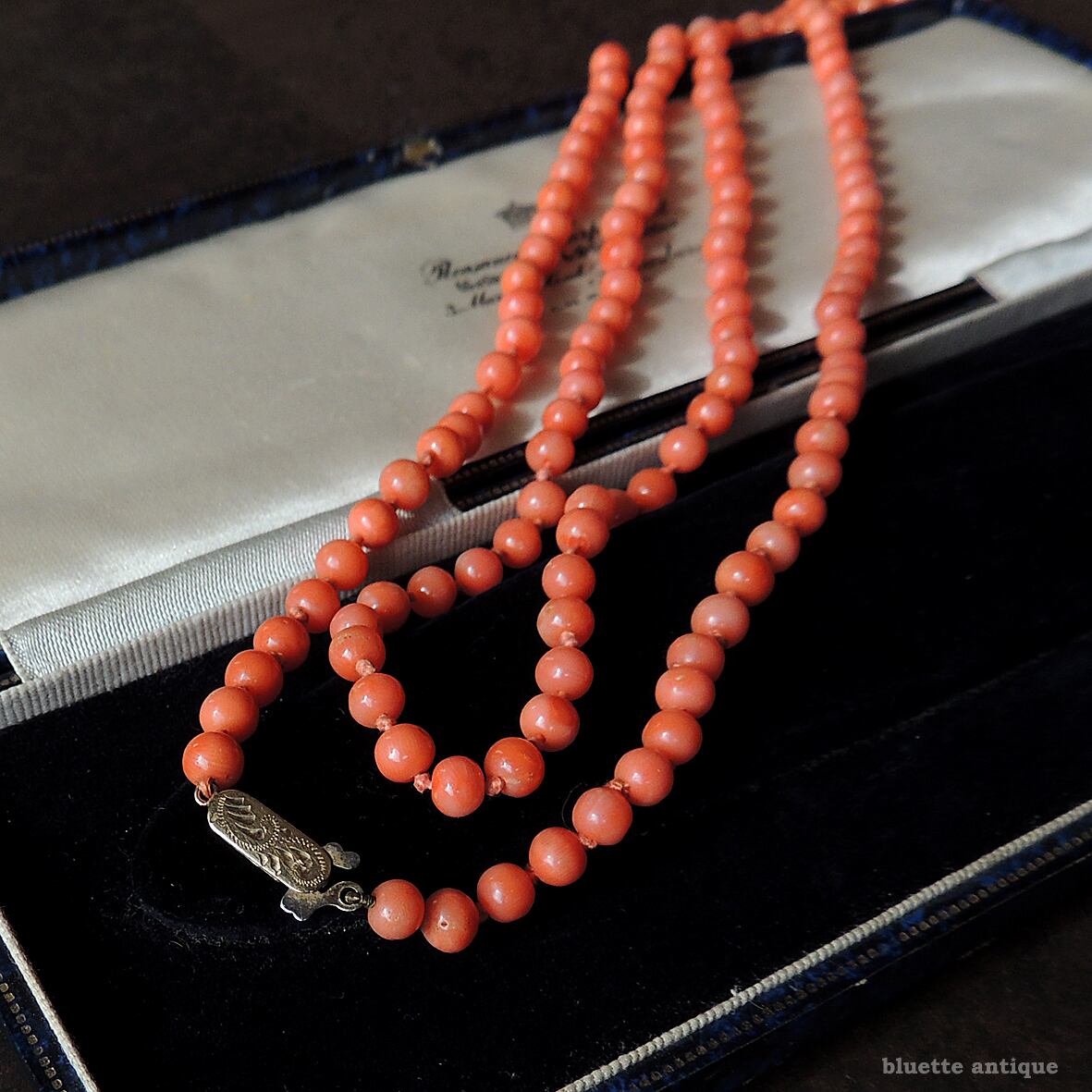 【vintage】GOLDEN NUGGED RED 英国アンティークジュエリー 9ctゴールド コーラル ロングネックレス