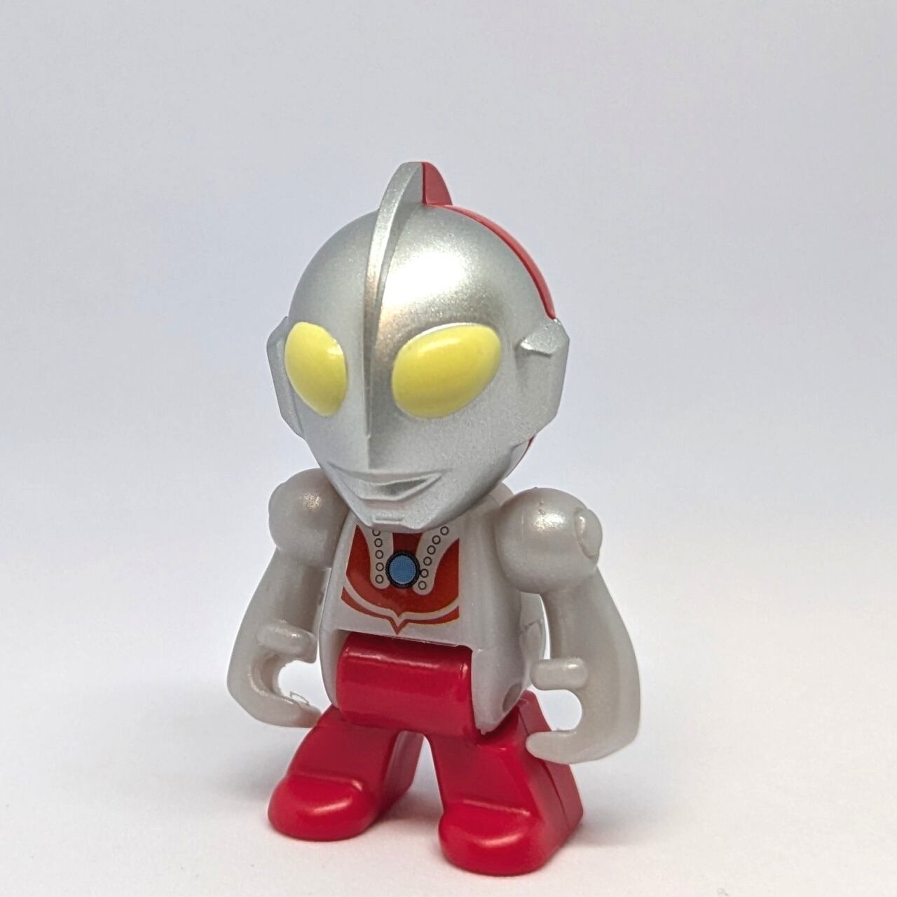 びっくら？たまご ウルトラヒーローズ フロアクションヒーロー入浴剤