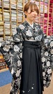 【簡単着付け】卒業袴セット　月下牡丹×ブラック袴