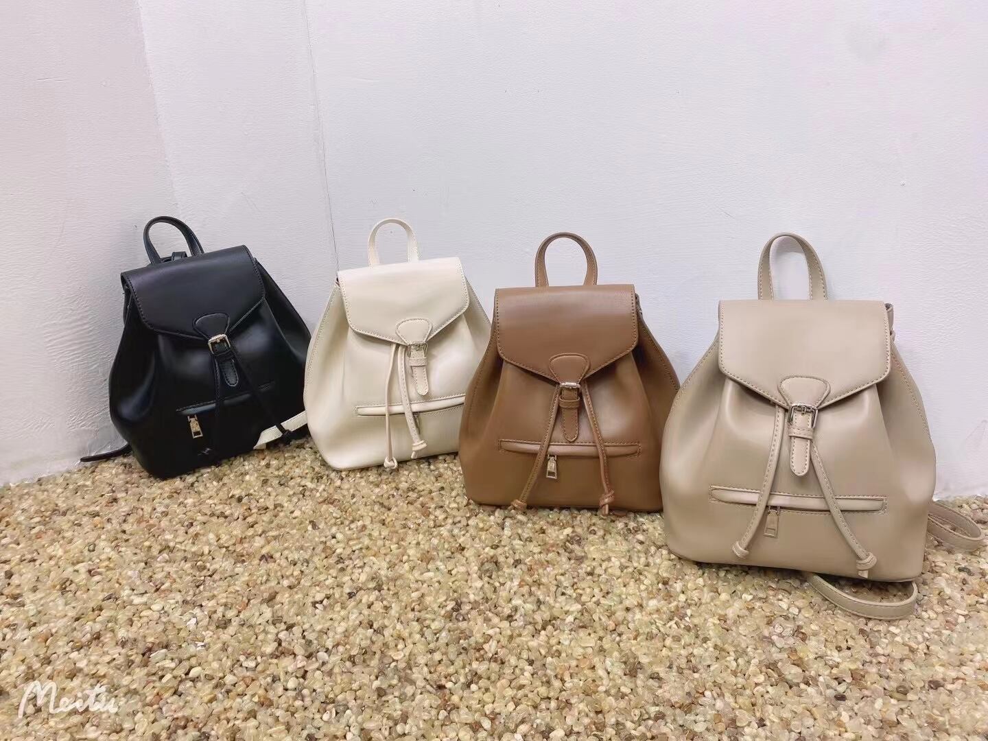 フェイクレザーリュック　AS105-305