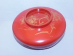 漆沈金蓋物　lacquer ware box with cover