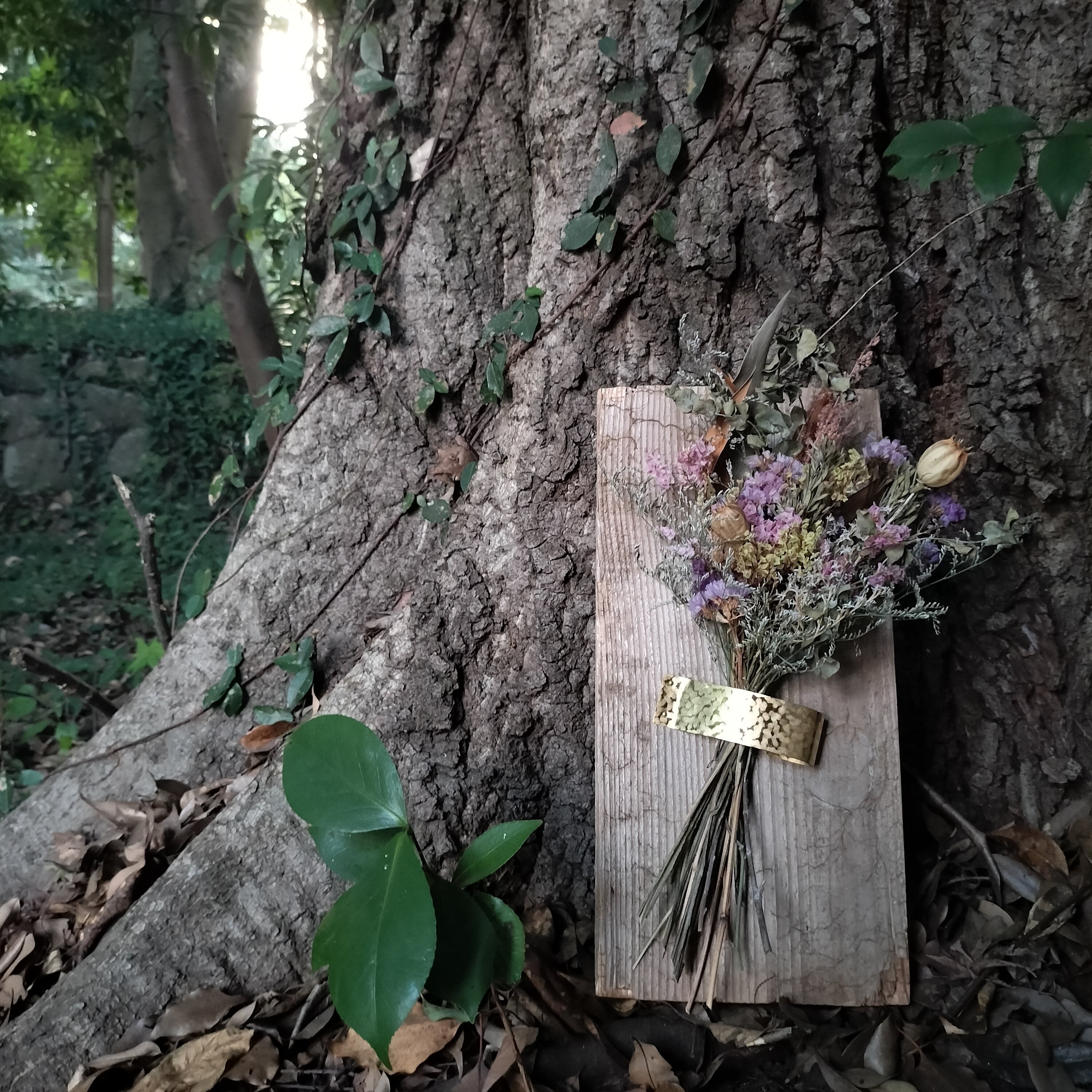 古材と真鍮のドライフラワーアレンジメント【Old and brass flower arrangement】