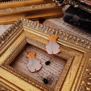 星の子　片耳かざり