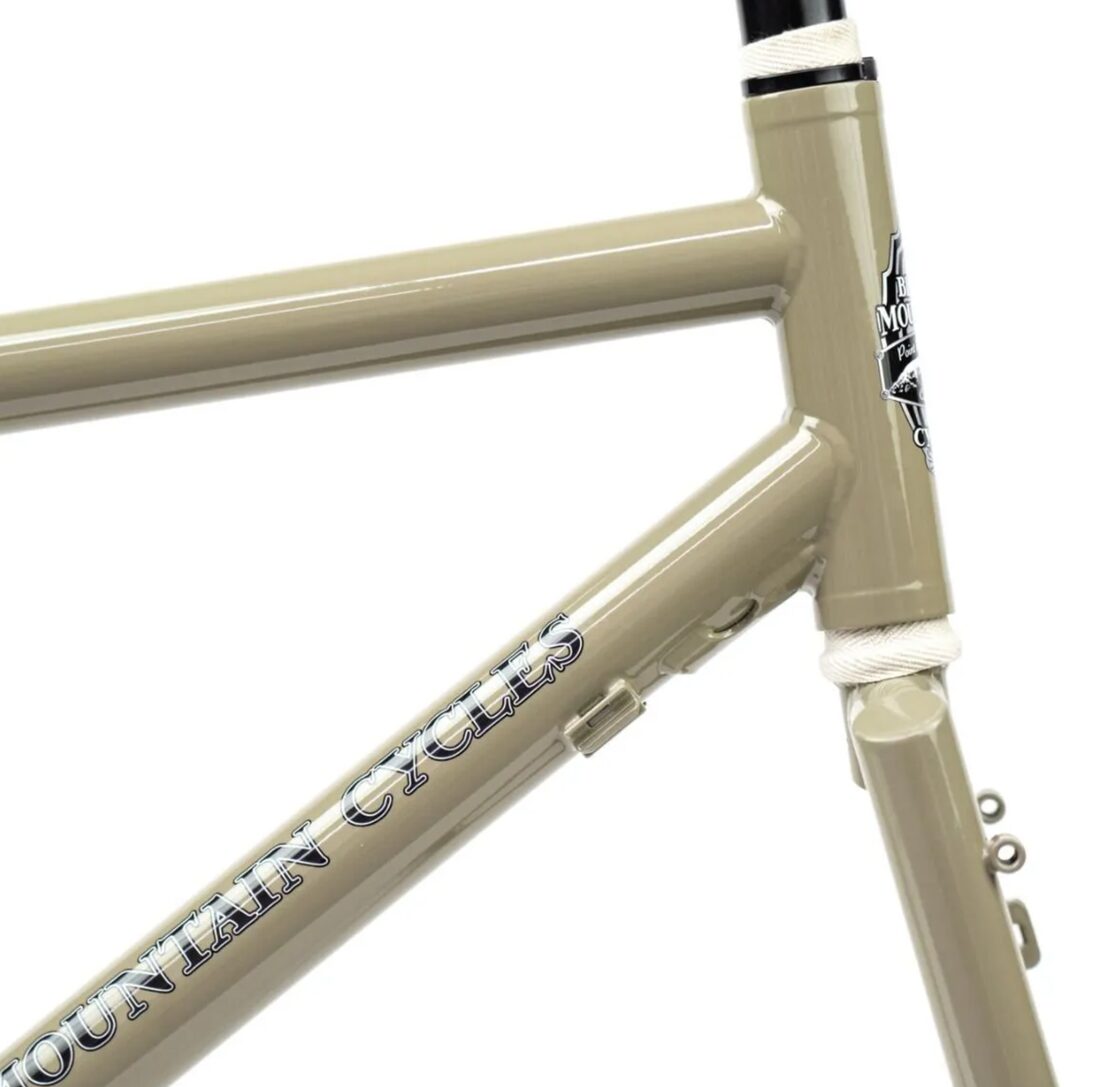 BLACK MOUNTAIN CYCLES】 LA CABRA V2 FRAME SET (YELLOW GRAY) | PAY ID