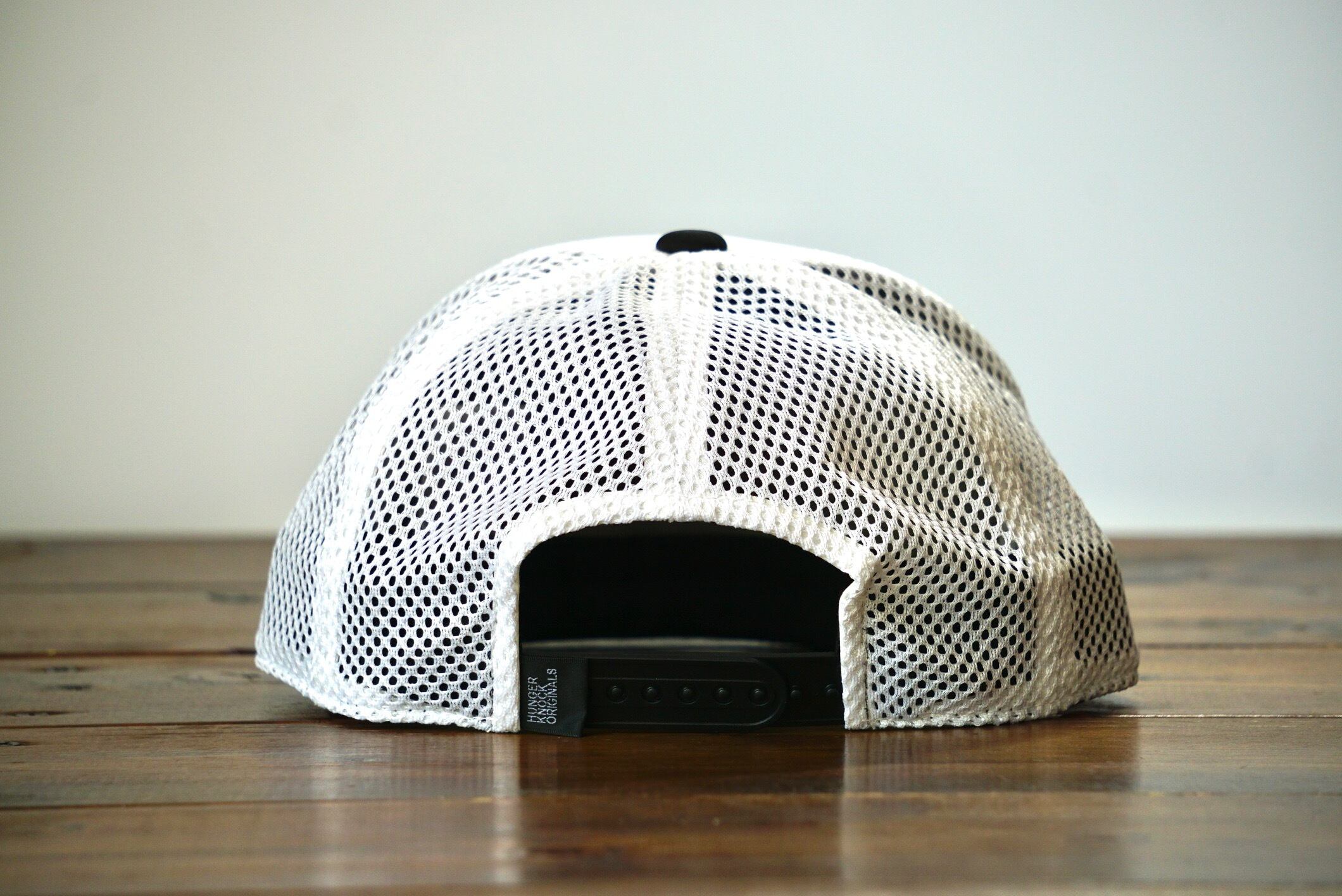 HUNGERKNOCK サファリハット スカルバットCAP ホワイト | HUNGERKNOCK ORIGINALS