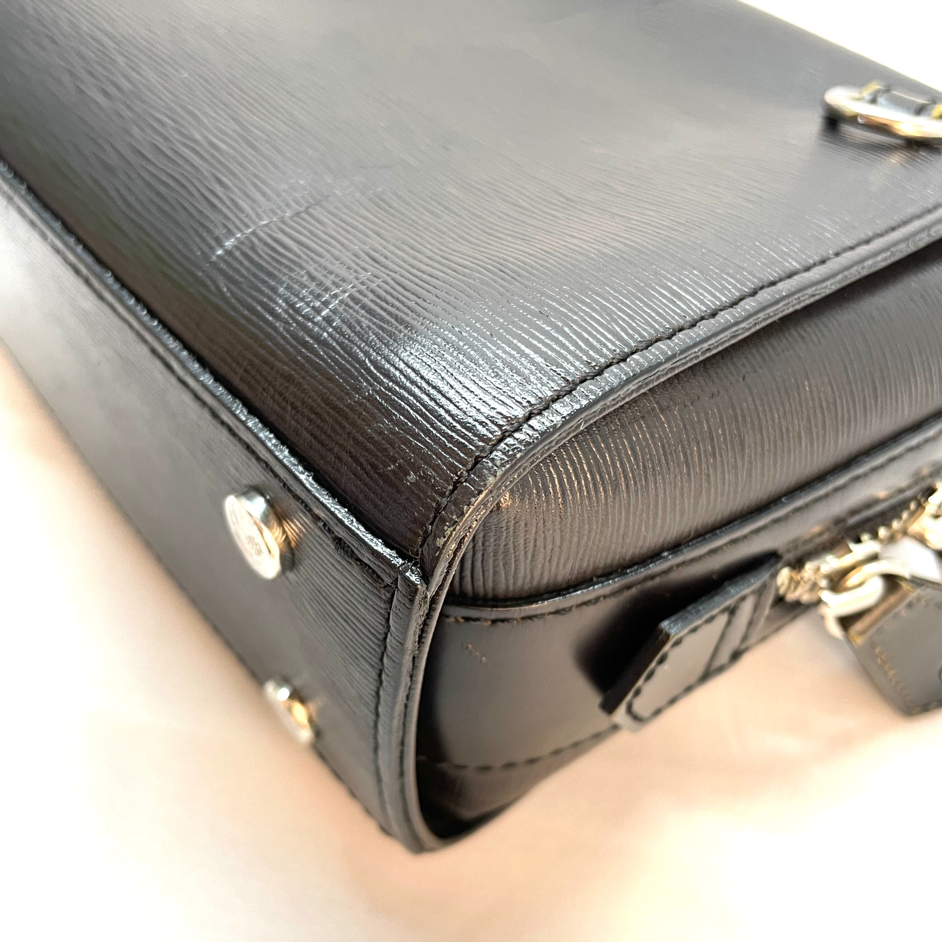 31,900円新品【ヴィヴィアンウエストウッド】ADVAN クラッチバッグ Vivienne Westwood ヴィヴィアン・ウエストウッド NEW ADVAN