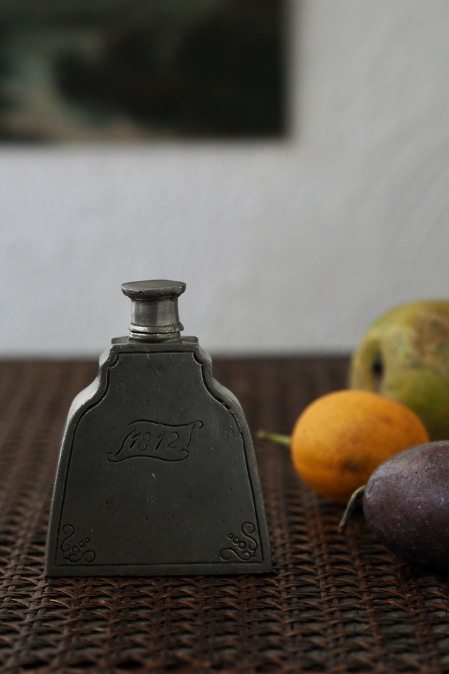 燻し銀のスキットル No.1-antique hip flask