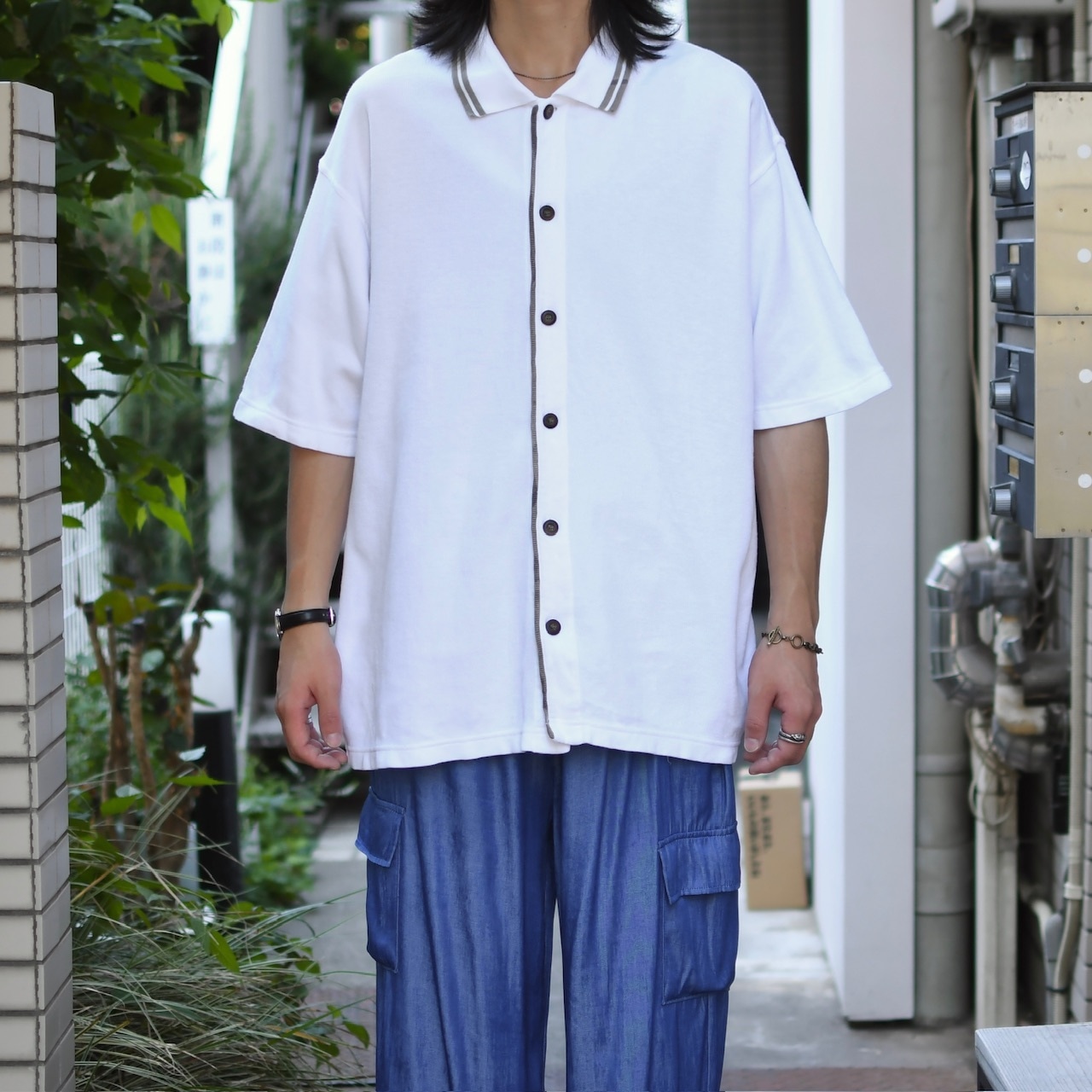 LE COLLEZIONI STRUCTURE white knitted shirt