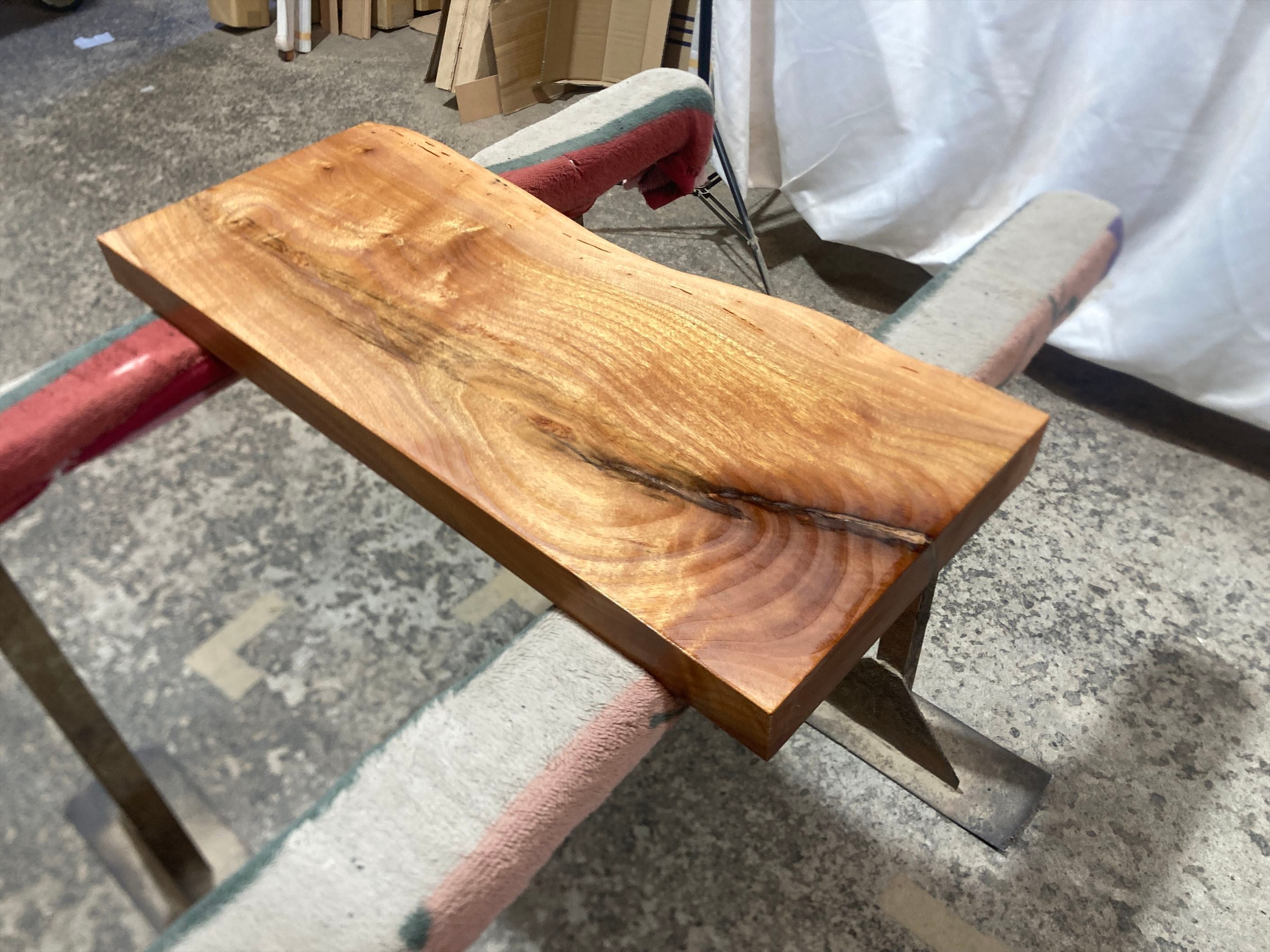 ケヤキ9327 欅 一枚板無垢 乾燥材 770x320-310x49mm ローテーブル