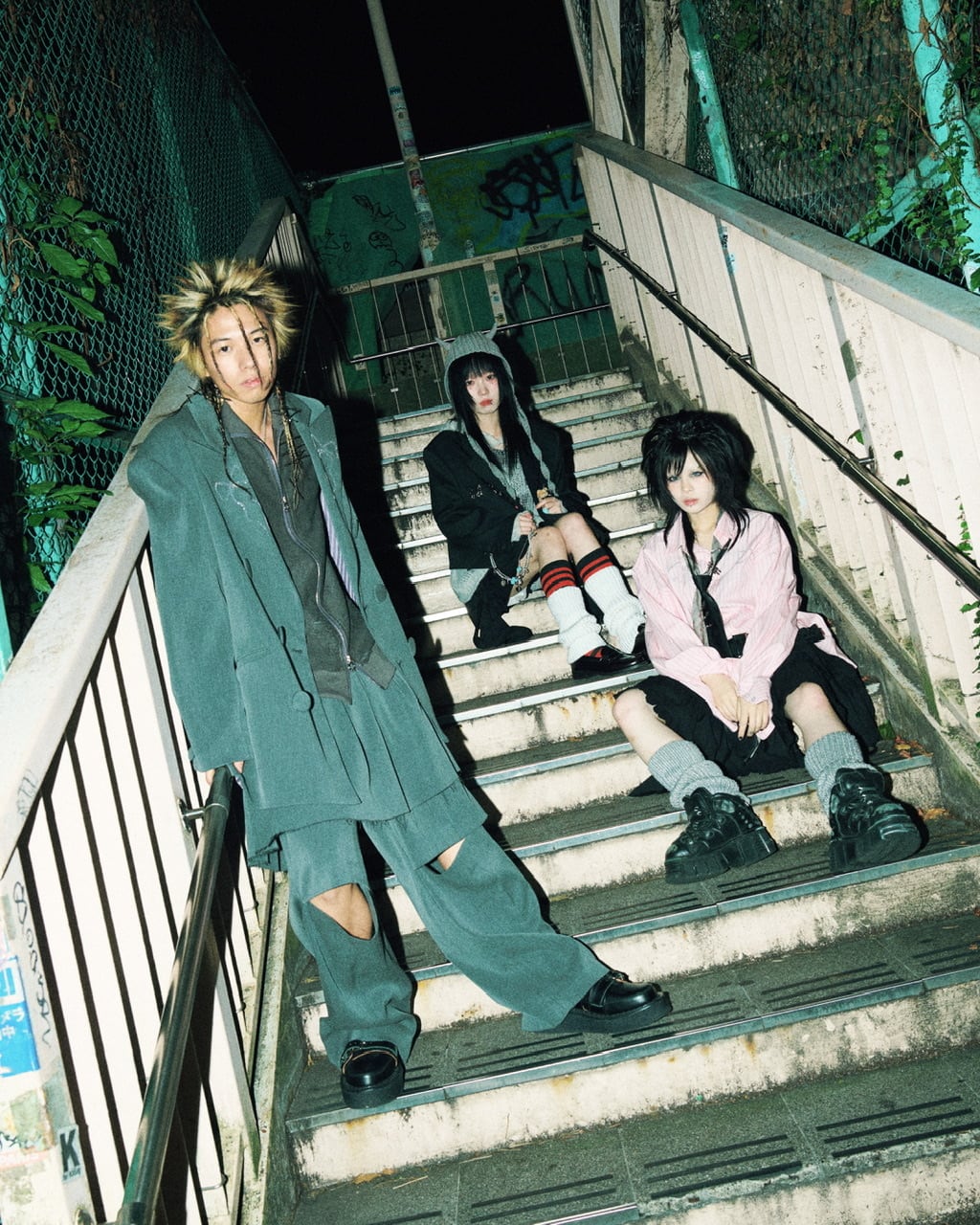 スリットレイヤードスラックス　BLACK