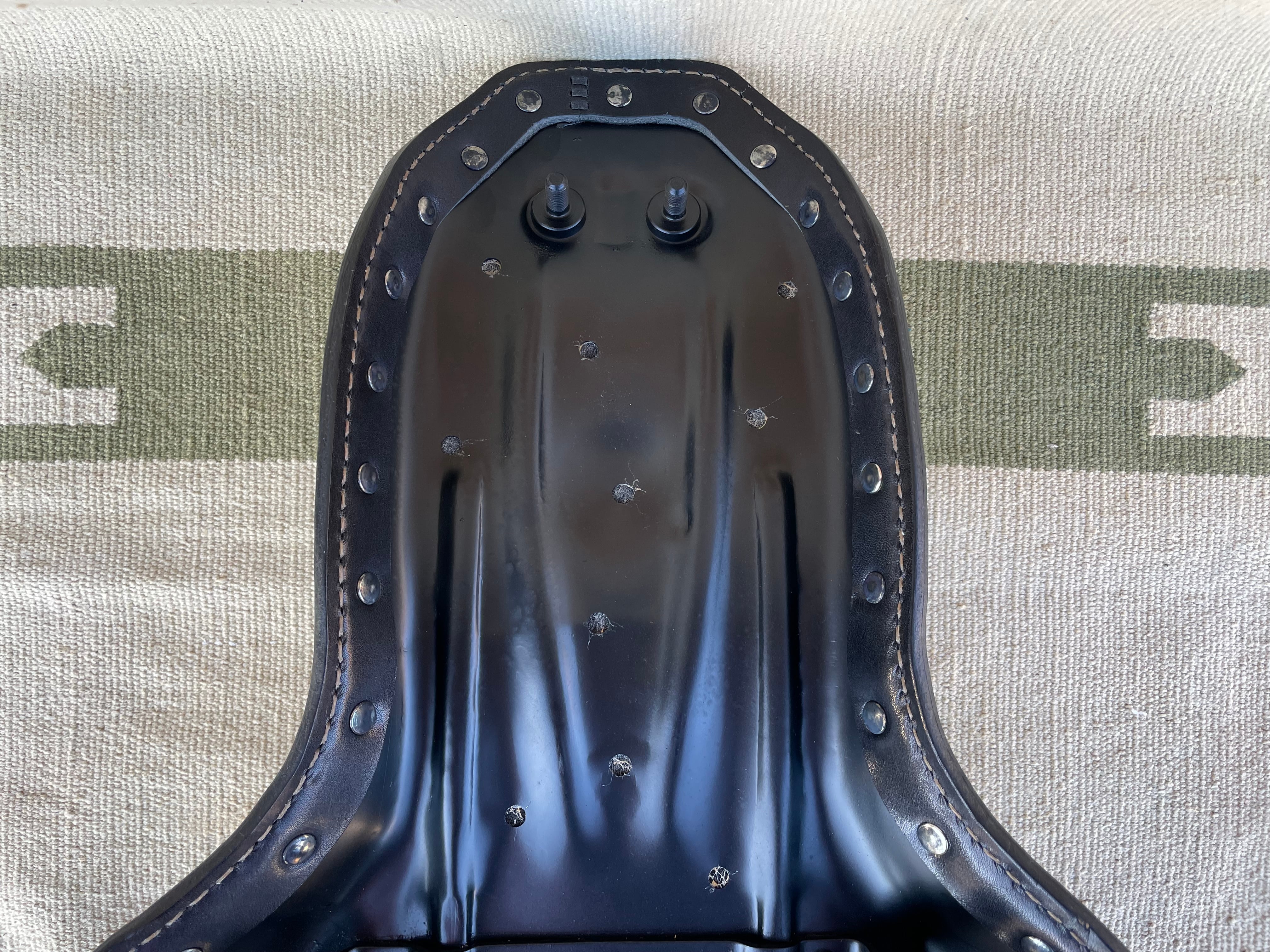 HARLEY-DAVIDSON VINTAGE BUDDYSEAT グラブレール付き バディシート