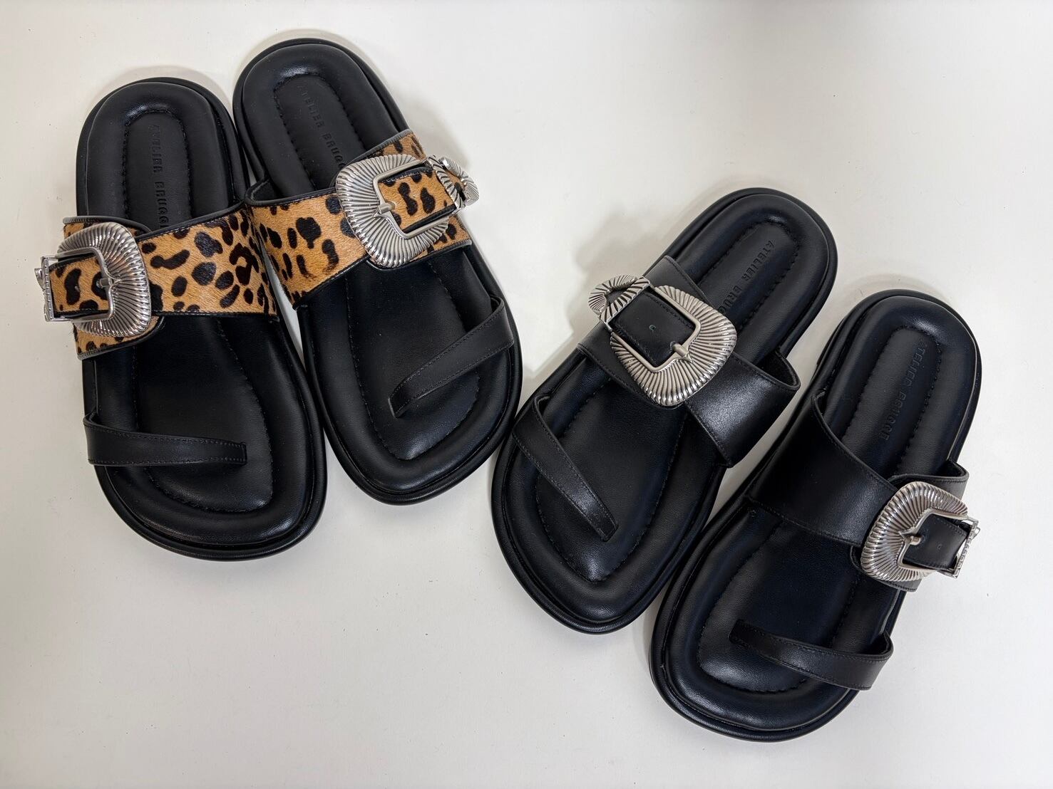 【7月中旬頃お届けのご予約】ATELIER BRUGGE アトリエブルージュWestern buckle thong sandals(ウェスタンバックルトングサンダル)(26KS-36)