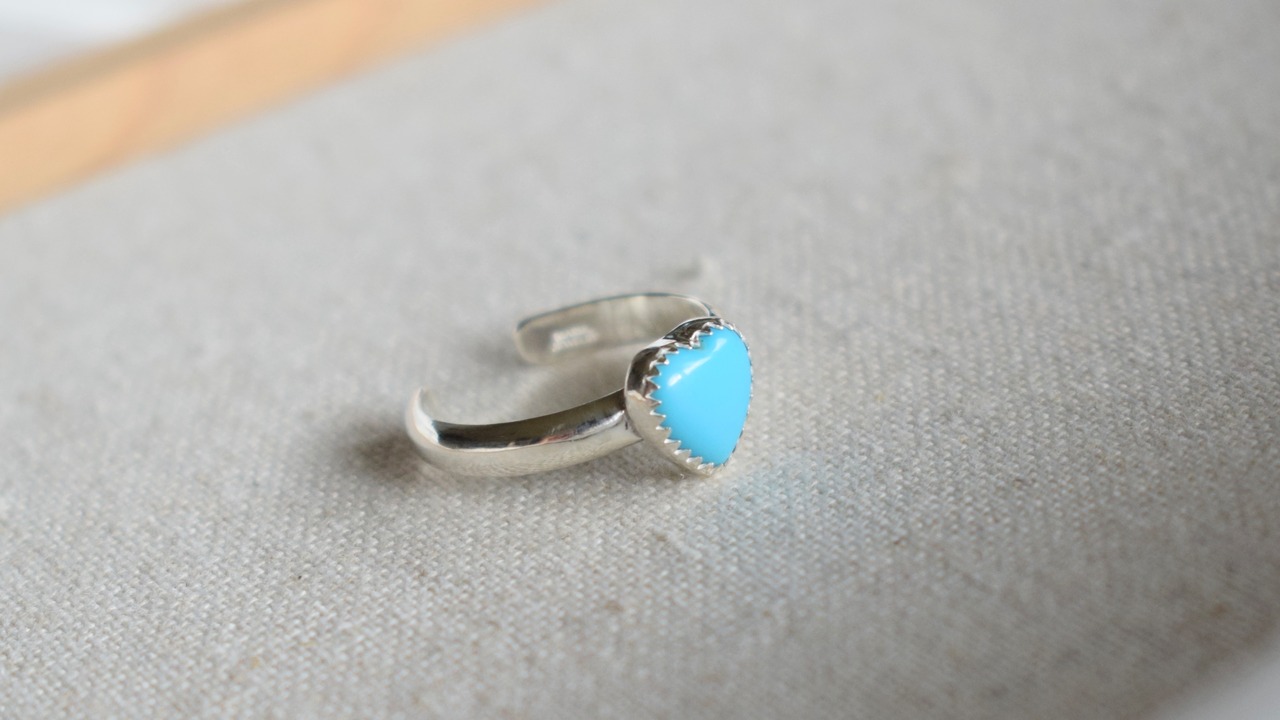 Sleeping Beauty  heart turquoise ring / cuff ring 《silver925》【受注製作】