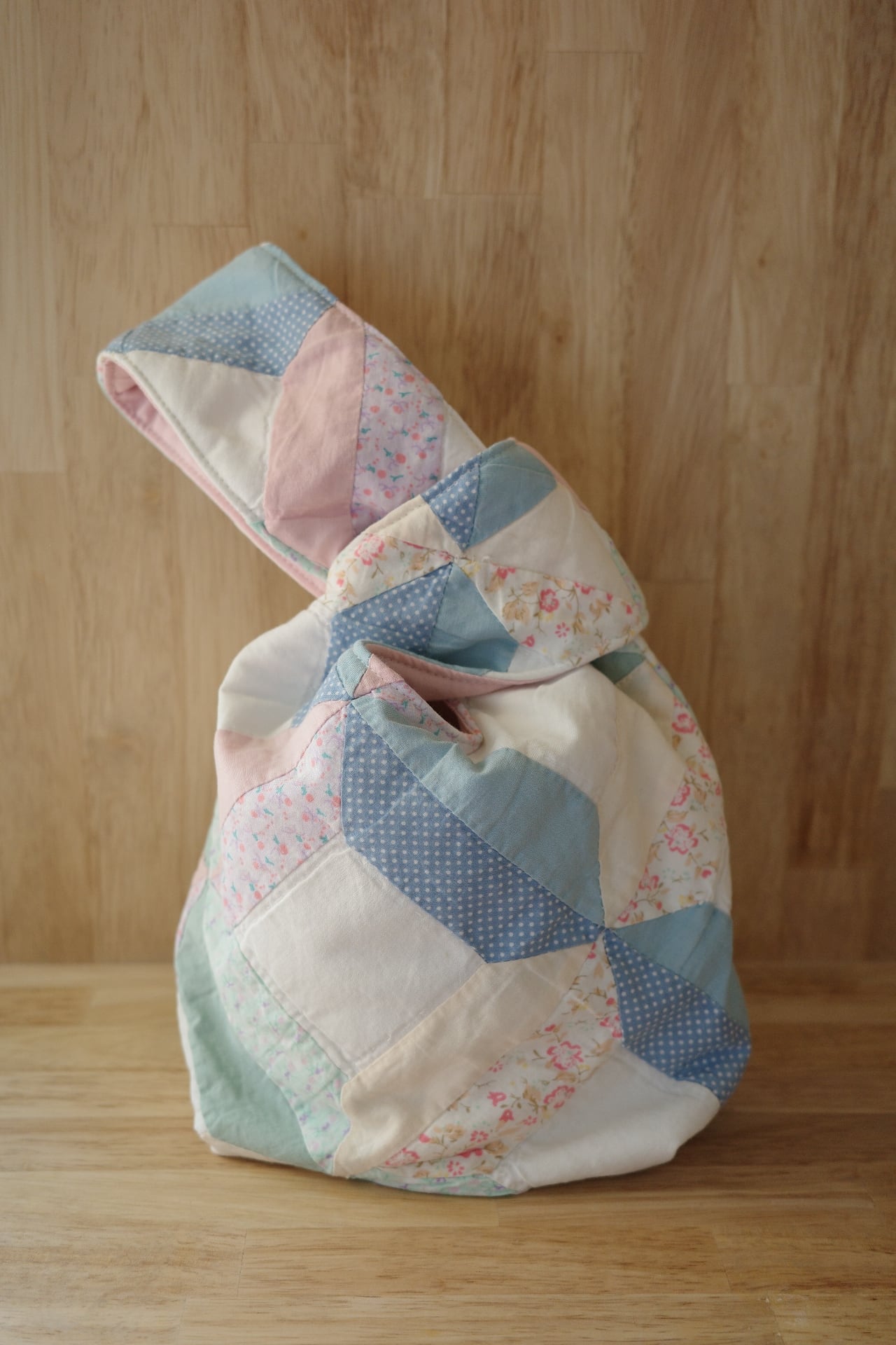 Handmade quilt knot bag