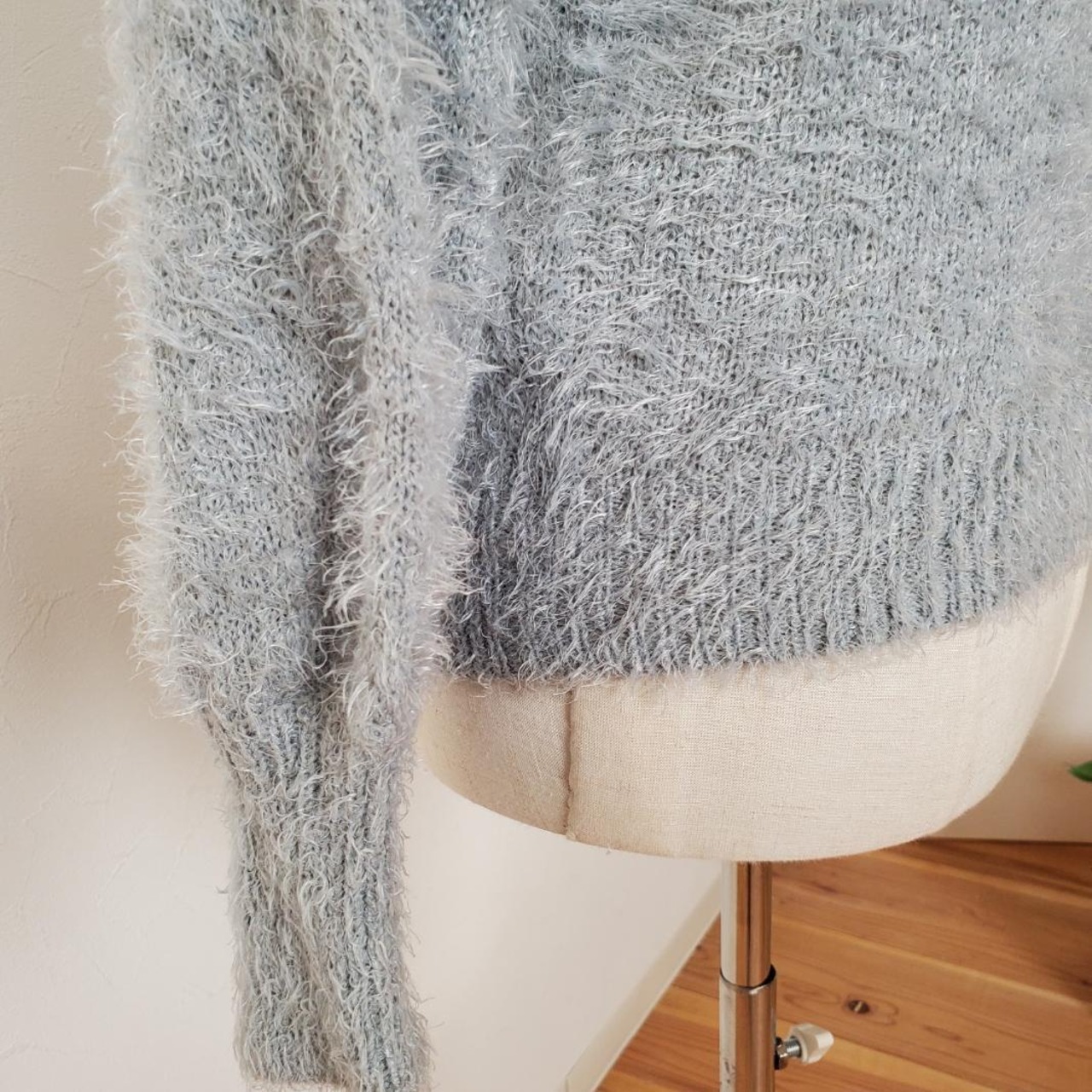 【USED】ＧＵニット　ピスタチオグリーン　モコモコ　流行