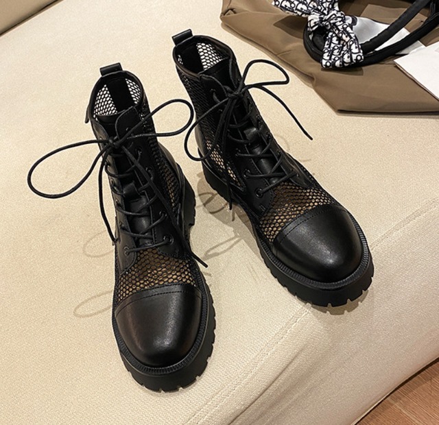 <２カラー> シューズ 靴 ブーツ ショートブーツ レースアップ メッシュ シースルー ローヒール クール
