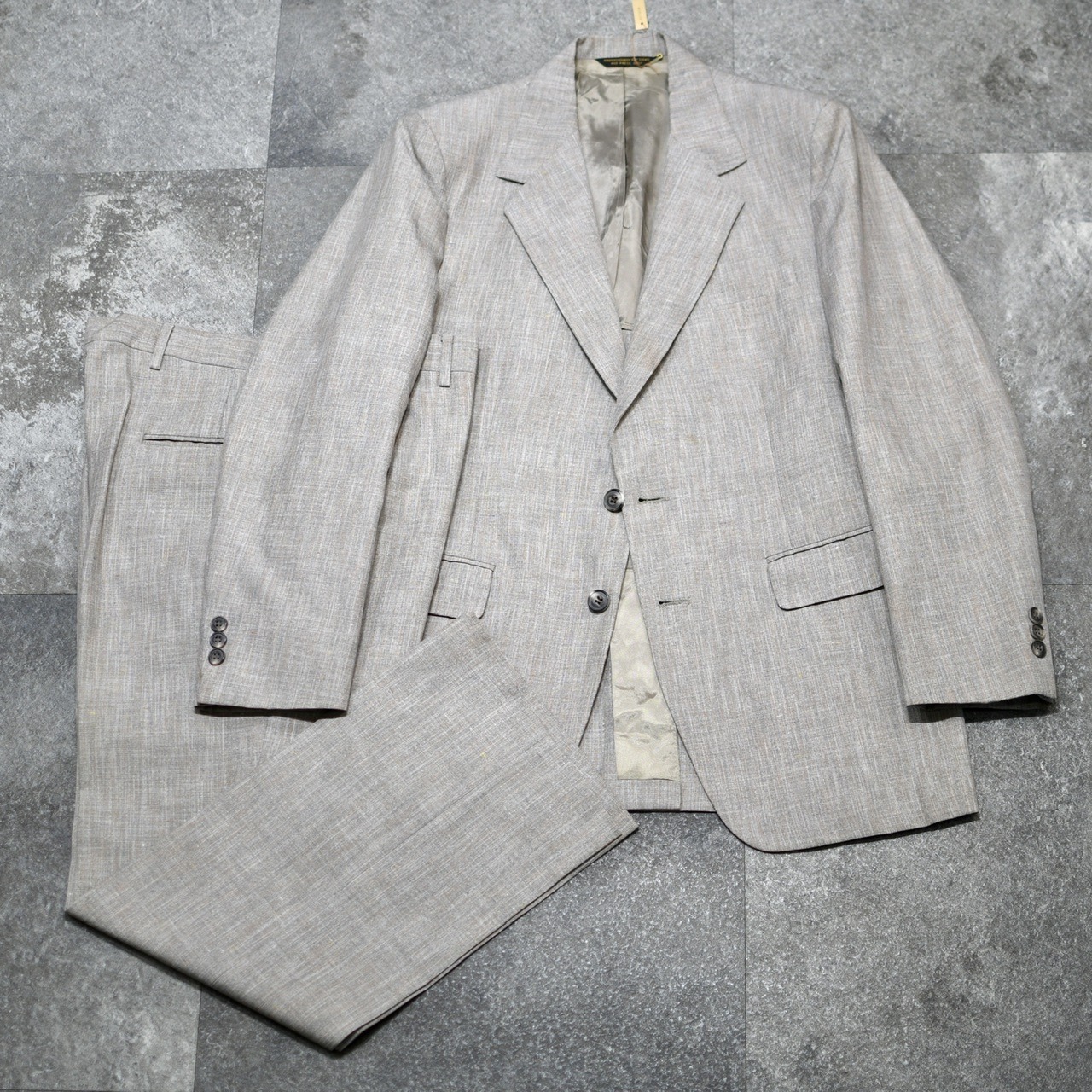 70's nep design ivory set up