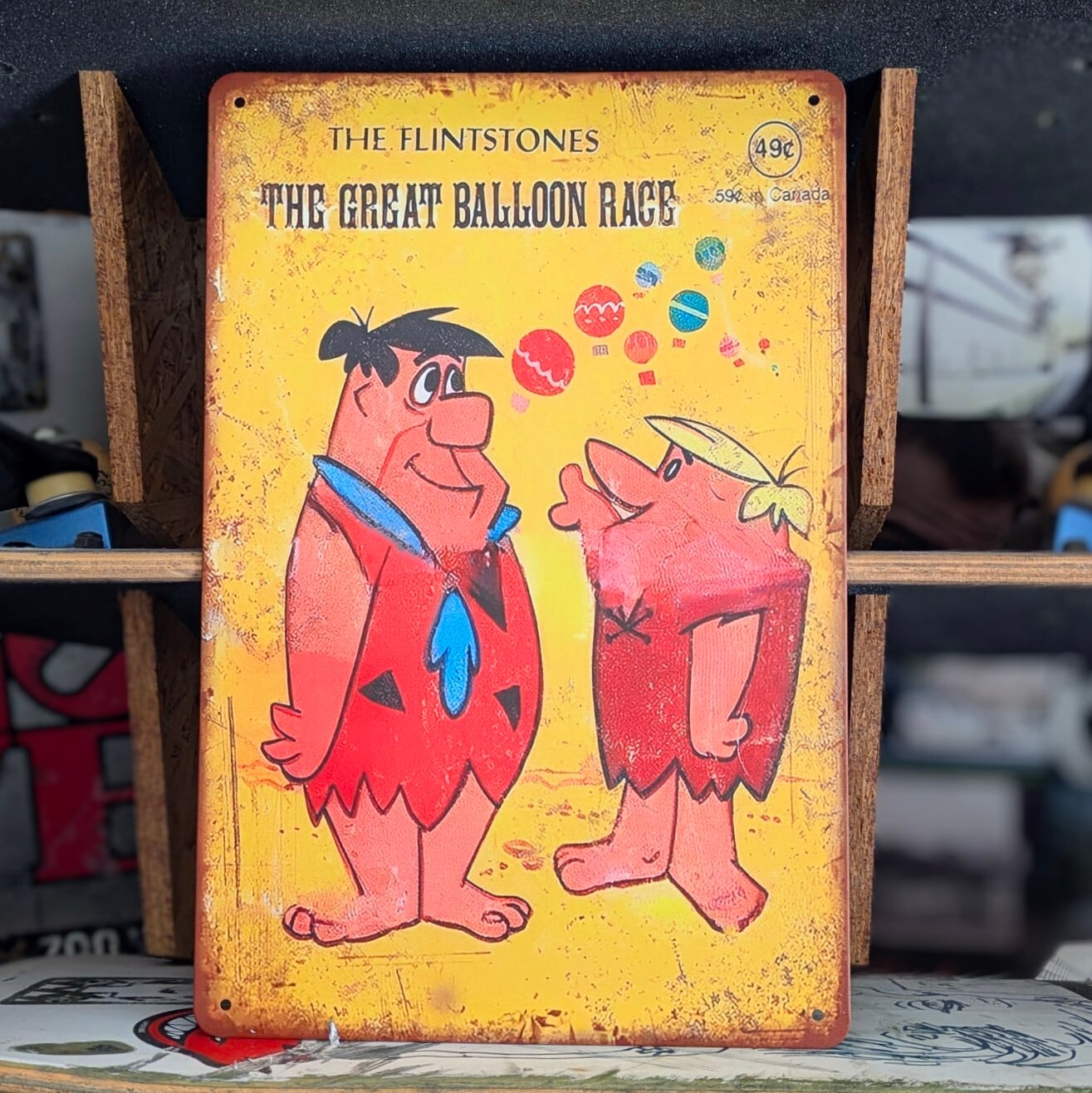 送料無料!ちょうどいいブリキ看板 ビンテージ加工【 The Flintstones ( 原始家族フリントストーン ) 】『 The Great Balloon Race 』Hanna-Barbera Productions / ハンナ・バーベラ / METAL SIGN / メタルサイン / ブリキ看板 / サインボード / ビンテージ加工 〚アメリカン雑貨 アメトイ〛