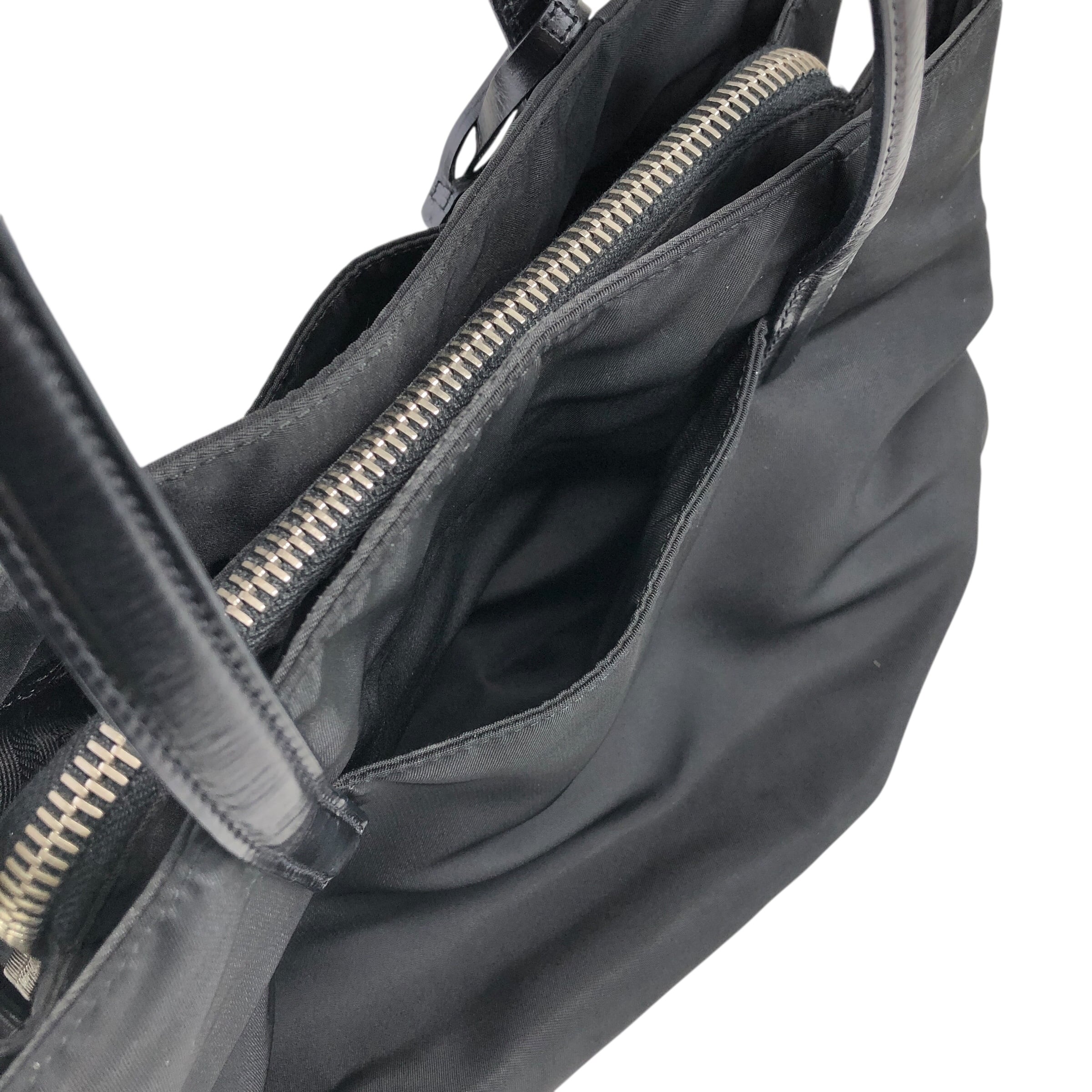 プラダ★★PRADA ブラック トートバッグ ナイロン トライアングルロゴ PRADA プラダ トートバッグ ブラック トライアングルロゴ カデナ