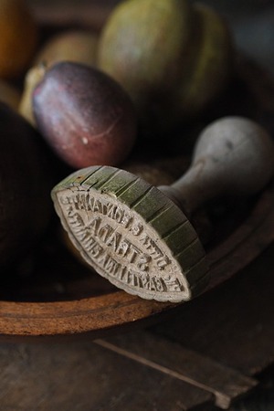 イタリア木柄押し印-antique wood stamp