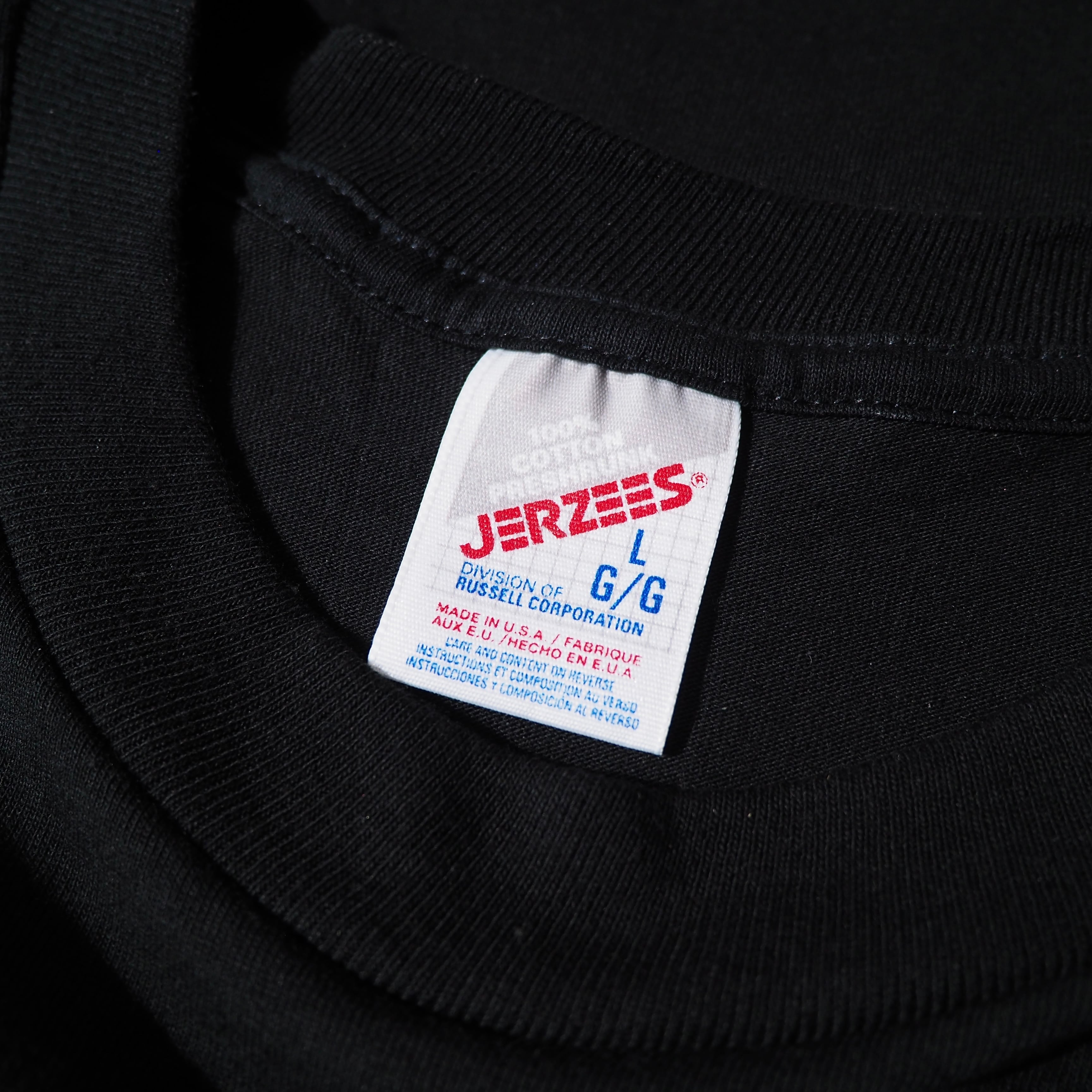 1990s ” RED WOLF ” wolf face printed black Tee (made in Usa)