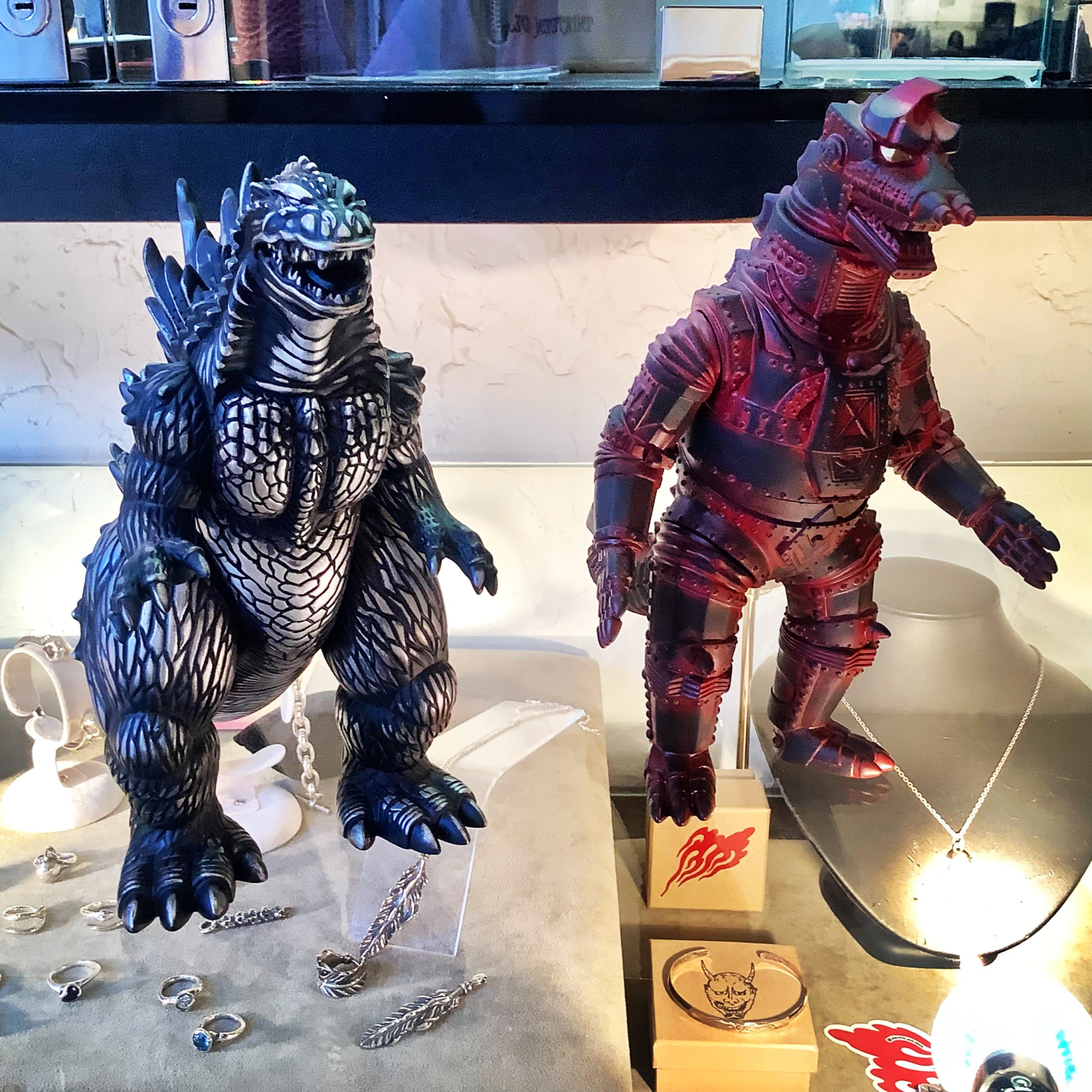 マルサン 350 メカゴジラ MechaGODZILLA paint by Yoshizaka Takashi