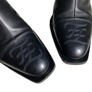 FENDI “FF” stitch design heel boots