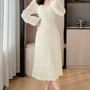 【送料無料】 ロングドレス 2色 衣装 カラードレス ひざ丈 ミモレ Aライン フレア プルオーバー 長袖 ラウンドネック 薄手生地 エレガント 可愛い 大人可愛い きれいめ シンプル カジュアル シック コンサバ 華やか 大人 上品 おしゃれ お洒落 レトロ 主役級 こなれ感 高見え フェミニン 春 夏 30代 40代 レディース 女性用 お出かけ 女子会 お呼ばれ 休日 お茶会 入学式 入園式 二次会 パーティ 着回し 普段使い ファッション コーデ スタイル 楽ちん 体型カバー 脚長 定番