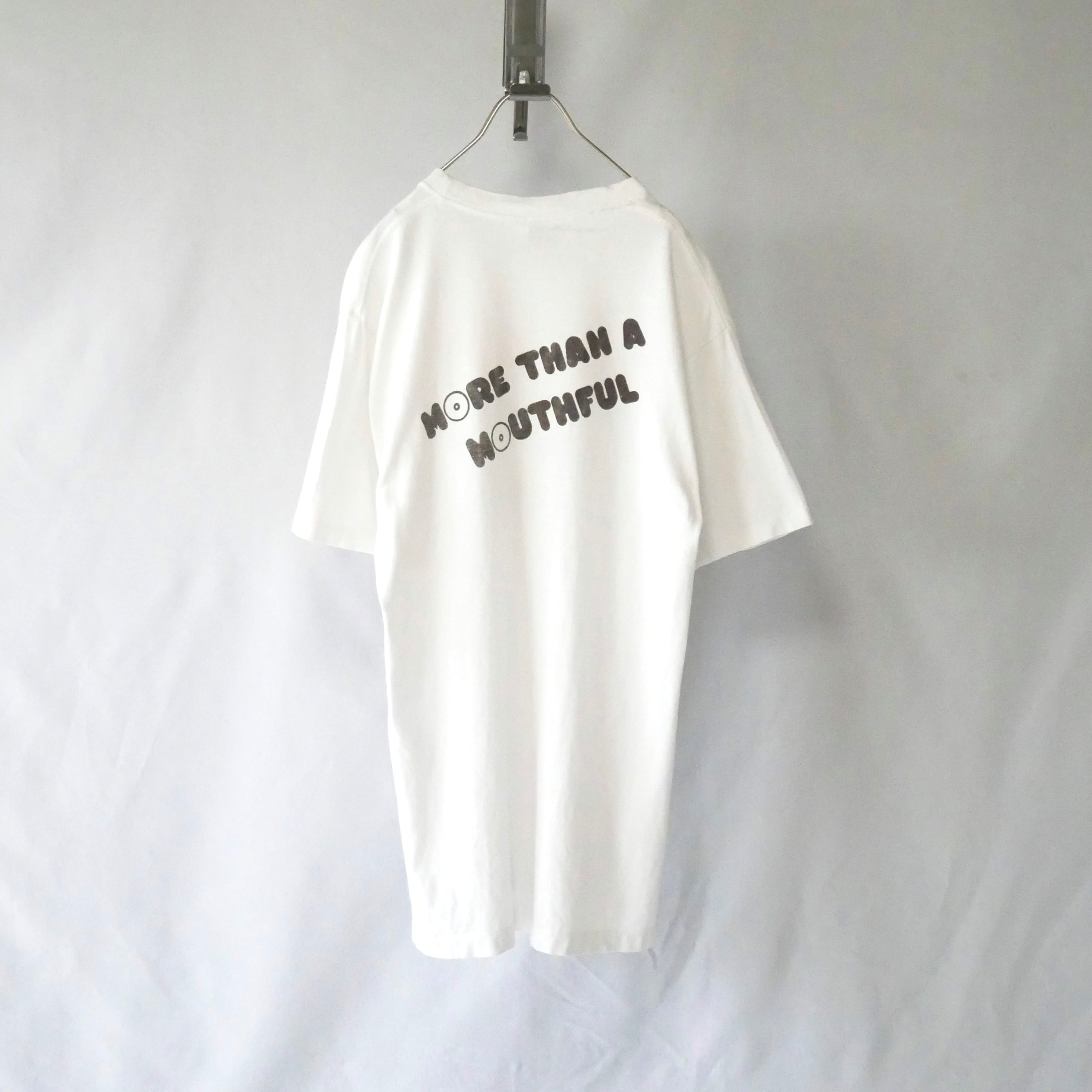 90s US古着 サイン入りフーターズ ヴィンテージ Tシャツ 白 ダメージ Made in USA 90s HOOTERS cotton Tshirt アメリカ製 フーターズ 100