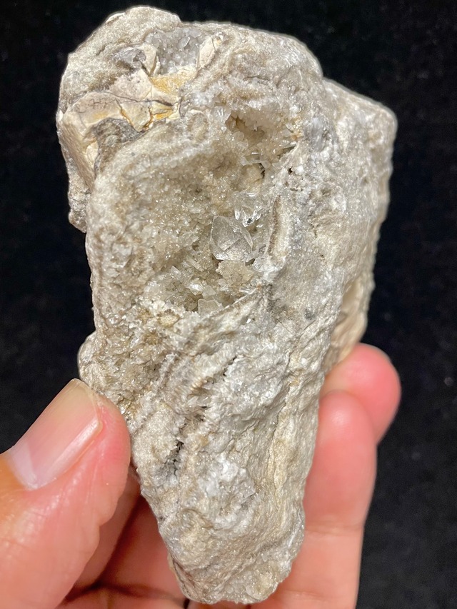 3) 平和を育む！アルゼンチン産「ハーキマー・ダイヤモンド」母岩付き