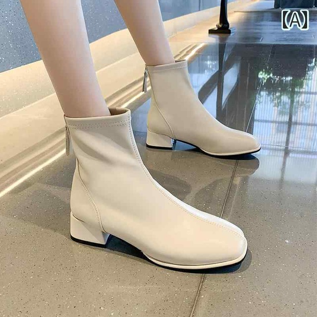 ショートブーツ 黒 白 柔らかい ソフトレザー 韓国系 ブーツ ミドル丈 ショート丈 チャンキーヒール オルチャン系 スクエアトゥ かっこいい きれいめ スキニー ブーティ レディース ブラック ホワイト 無地 こなれ感 ルーズ 大人可愛い ベーシック
