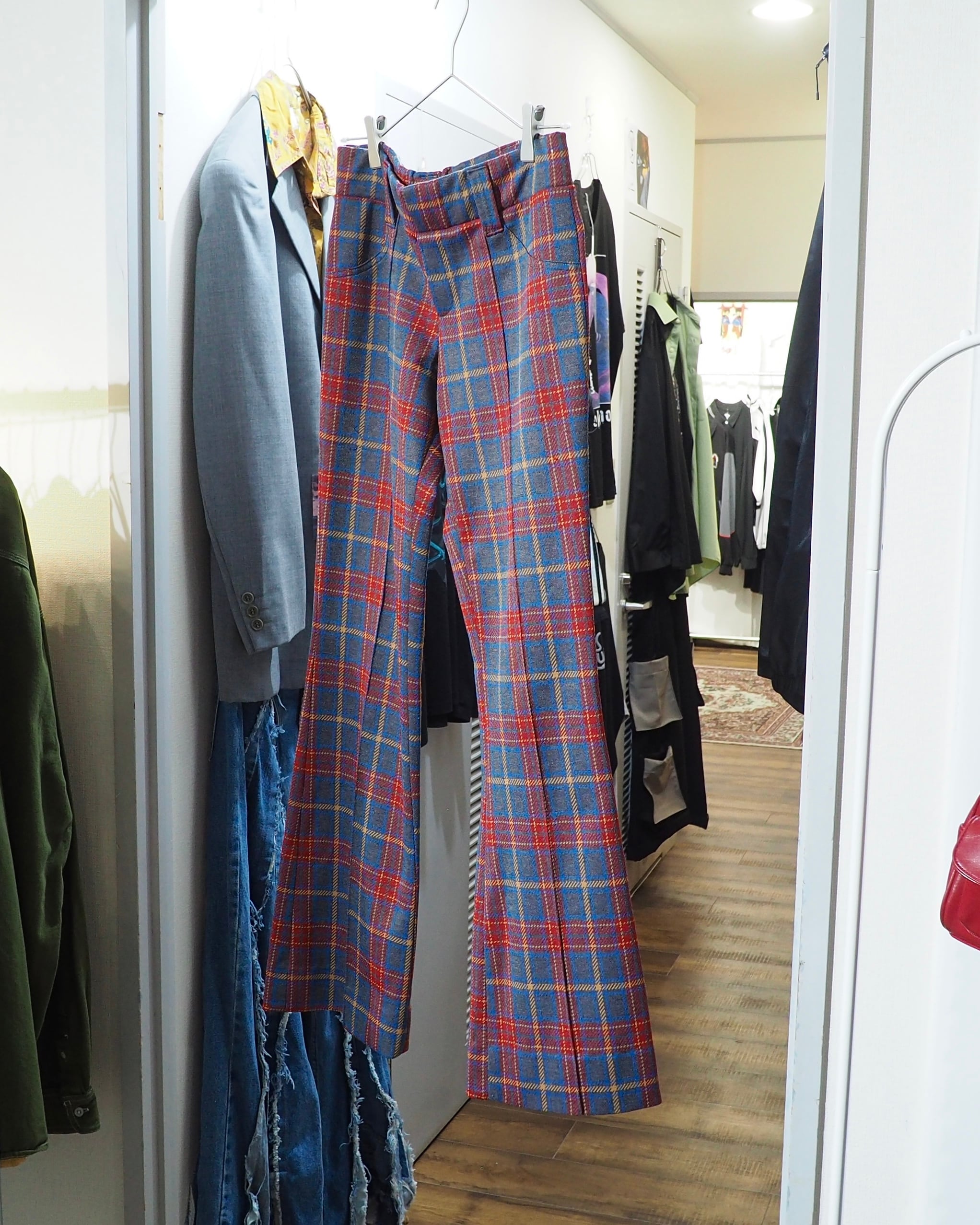 1970s ” H BAR C ” Beautiful Tartan check pattern vintage Flare pants