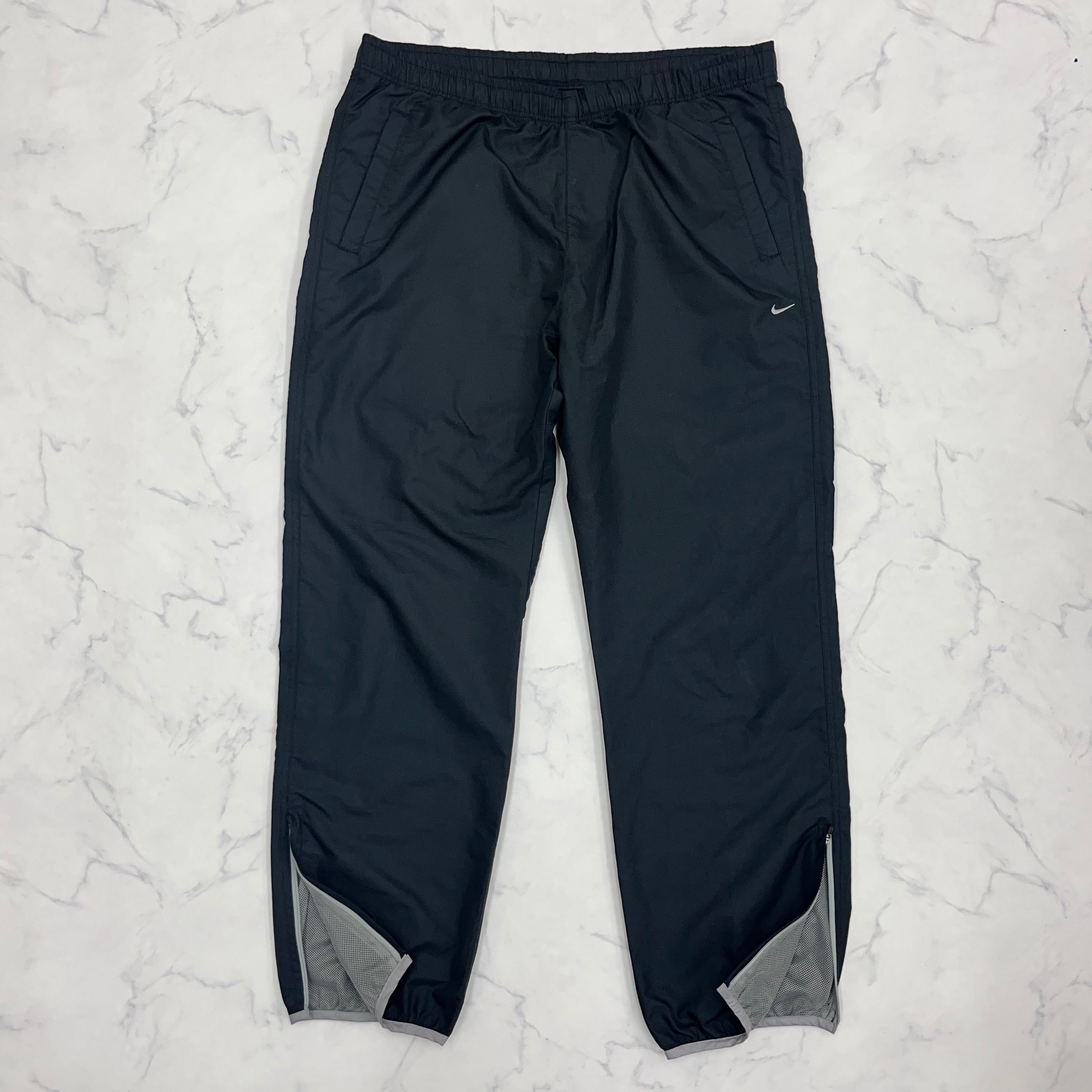 NIKE〈ナイロンカーゴパンツ 00s y2k TECH シルバー L〉-