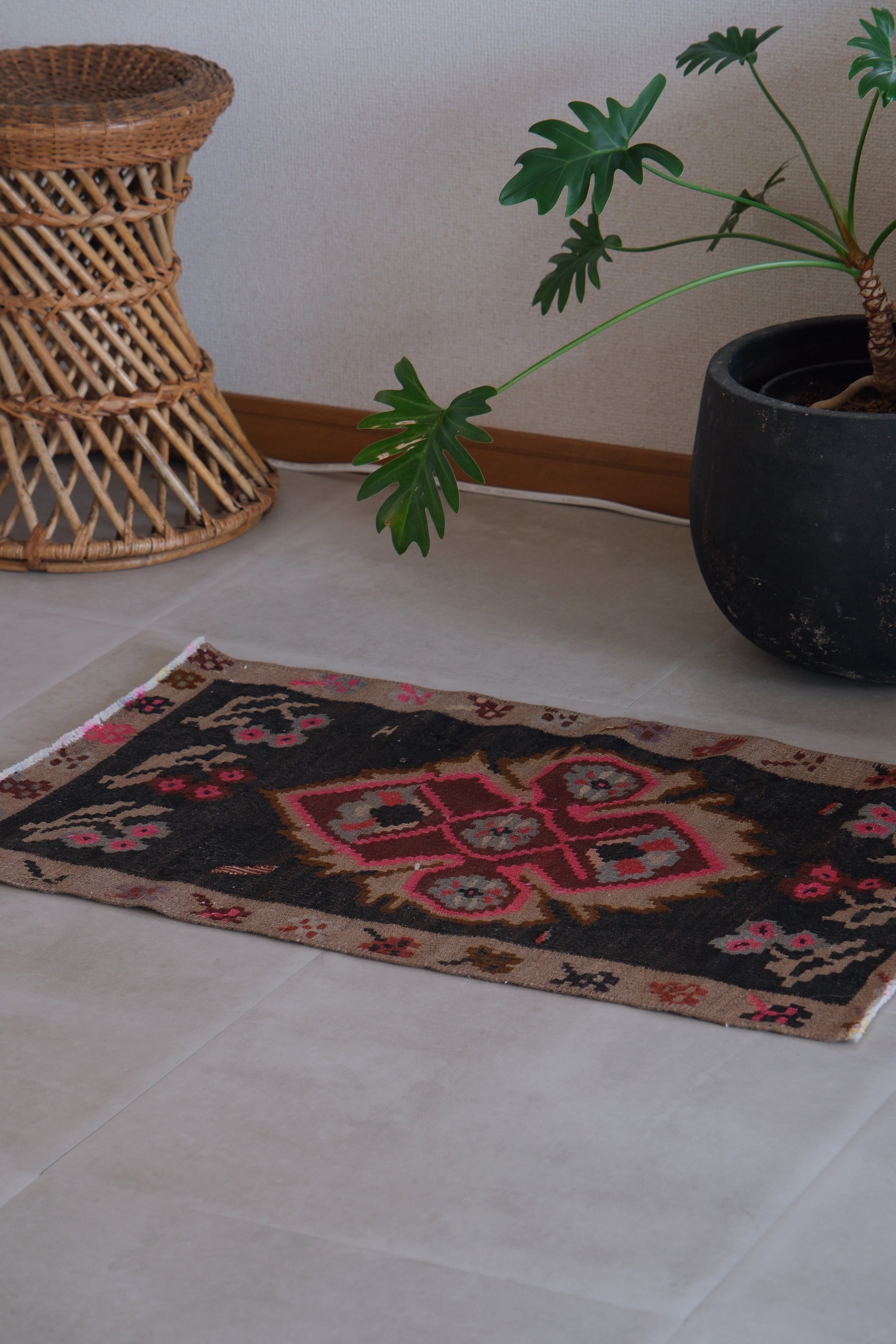 Vintage Kilim Rug 48*77【S136】 | OoKE vintage