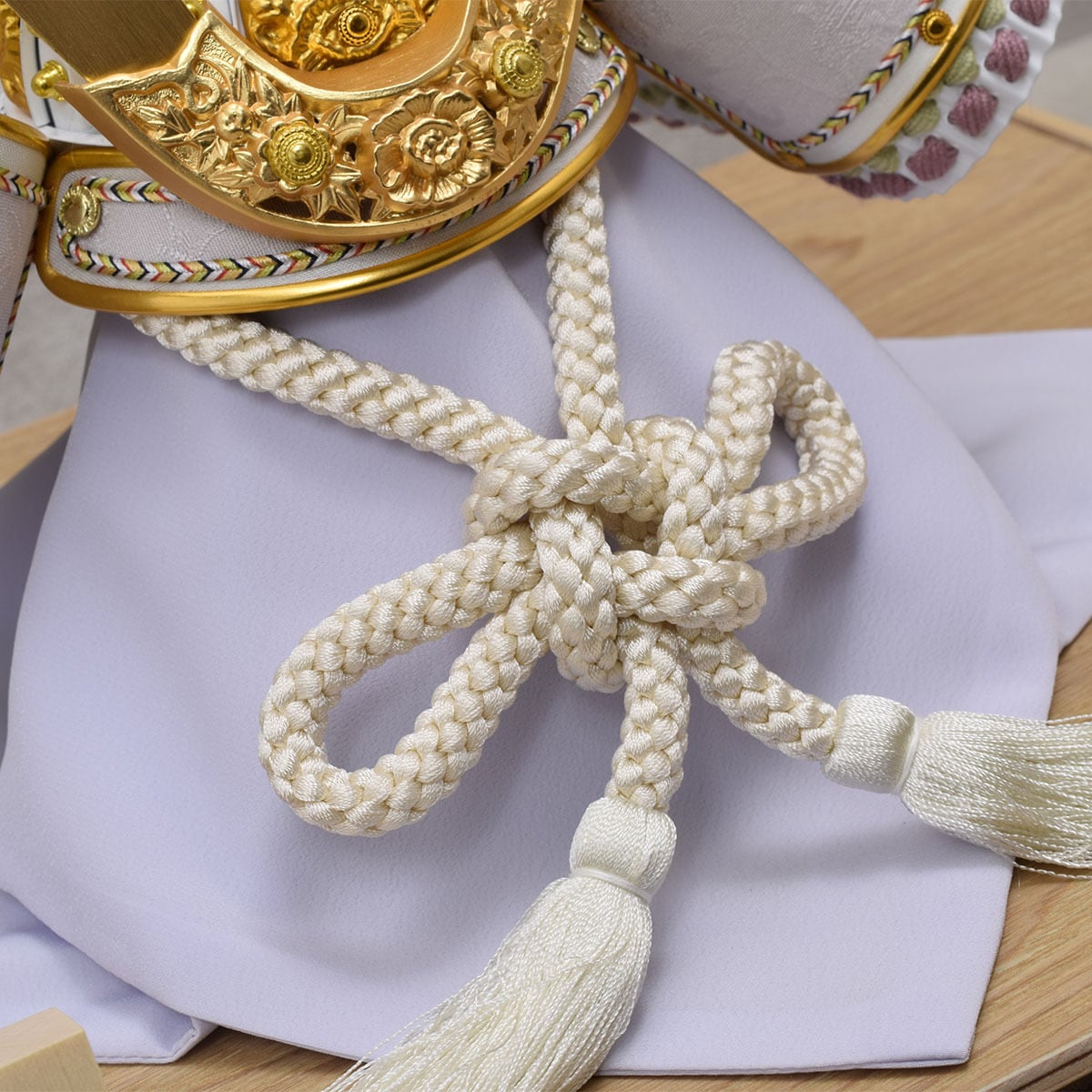 兜飾り【皐月・奏】白木アクリルケース入り｜おしゃれ｜モダン｜今どき