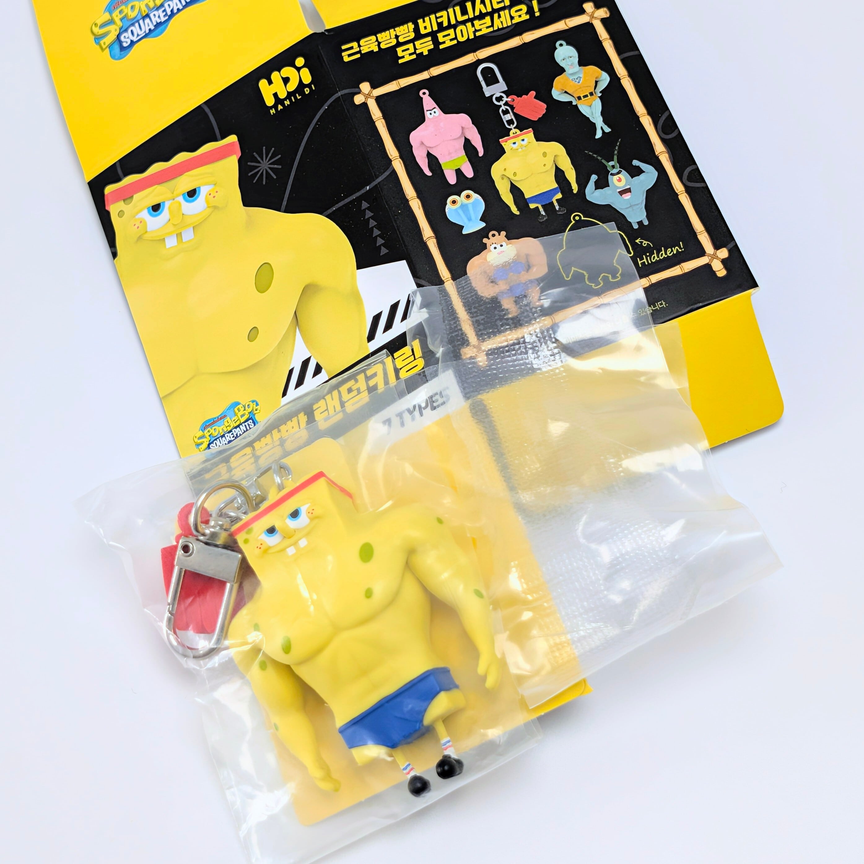 ⚡️KOREA Exclusive⚡️【 SpongeBob SquarePants ( スポンジボブスクエアパンツ ) 】※開封済販売 『 スポンジボブ 』 / 韓国限定‼️筋肉パンパン マッスルランダムキーリング / マスコット〚アメリカン雑貨 アメトイ〛