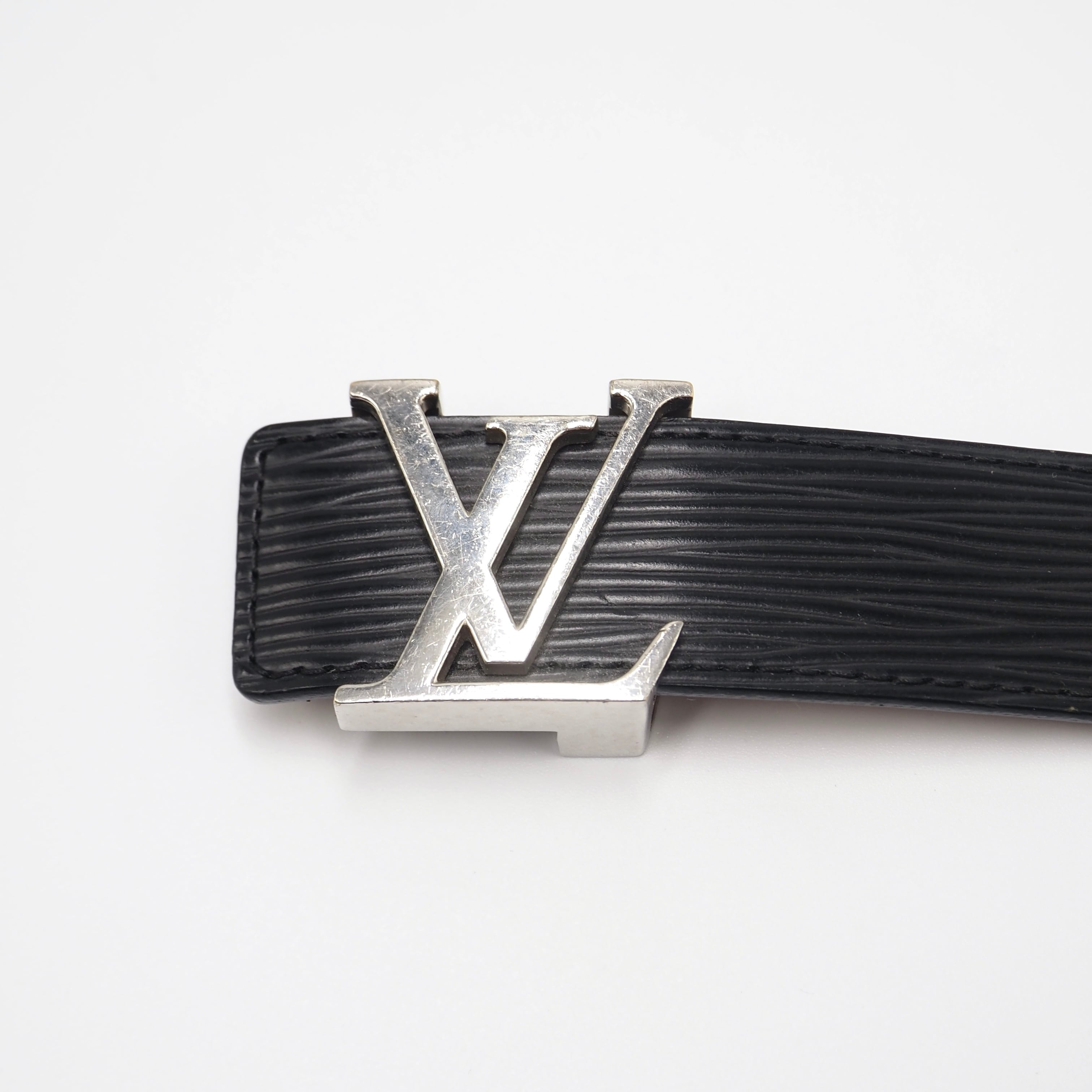 LOUIS VUITTON エピ サンチュール LVバックルベルト ブラック ルイ