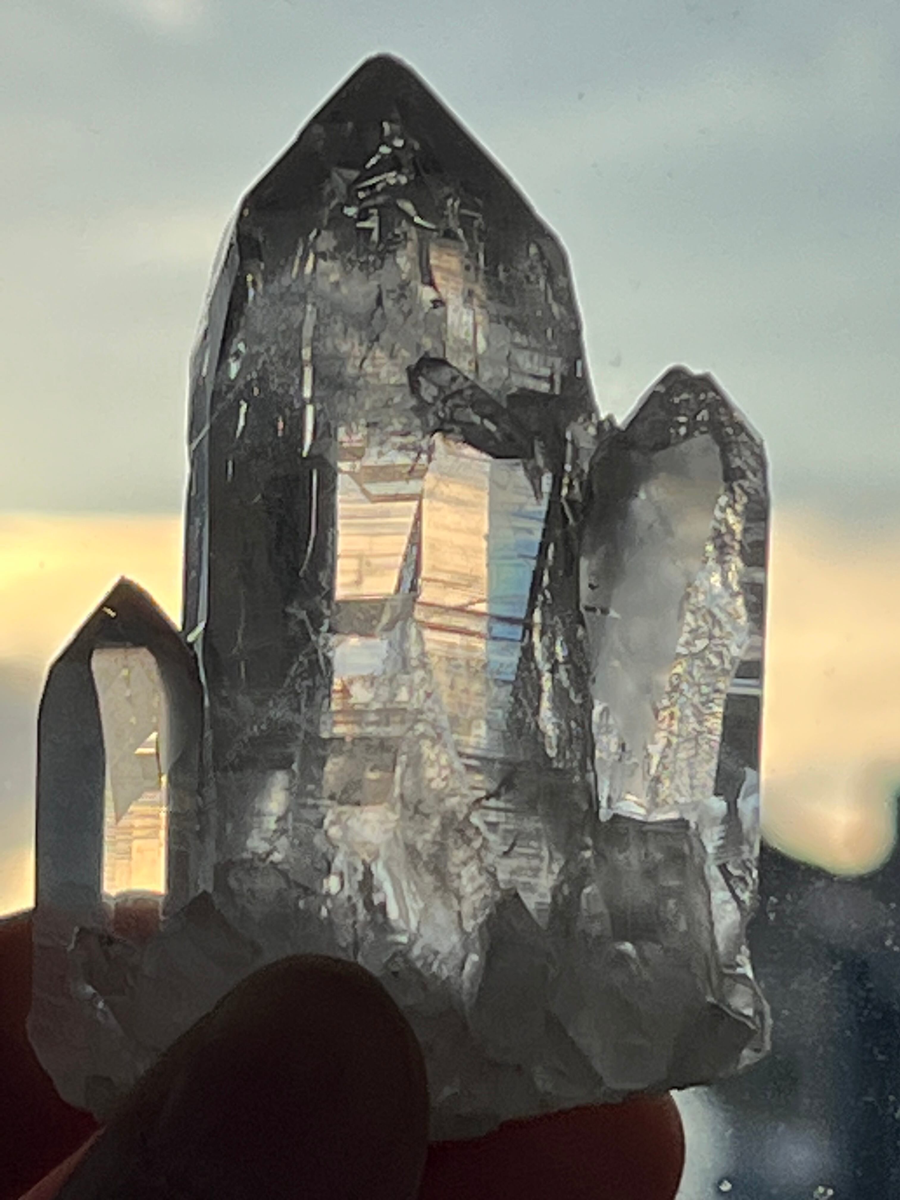 虹の光を持ちここに守るべきものがいると知らせる【カテドラル】アンナプルナ豊穣の女神 ホームキーパー