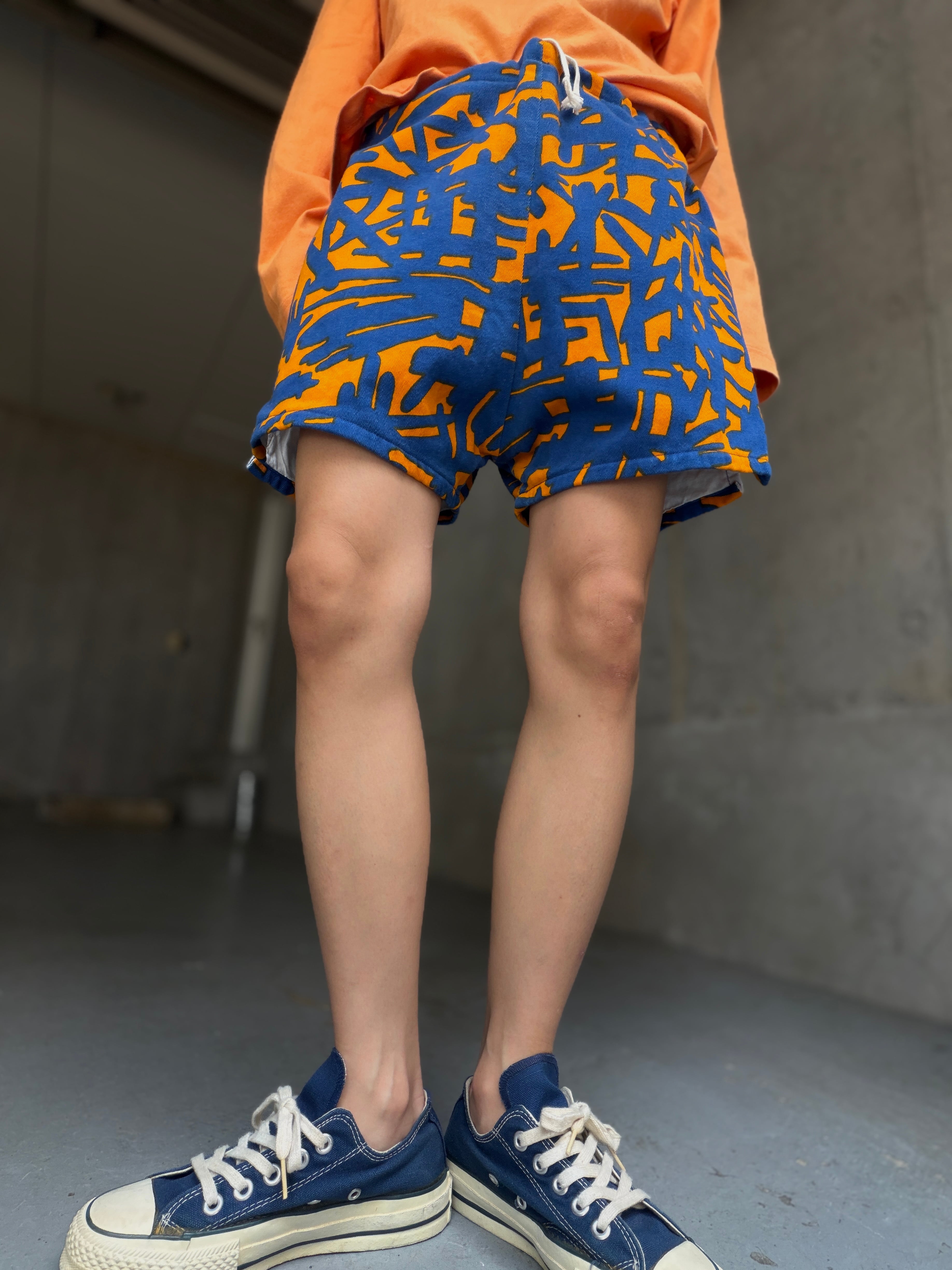 (PT1068)Flash pattern side slit shorts