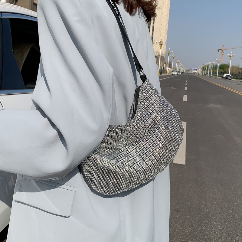 ネットレッドスモールバッグウエスタンスタイル女性バッグ2020夏ニュートレンディファッションブライトダイヤモンドメッセンジャーバッグワイルドインチェーンバッグ 手作りハンドバック66113304643