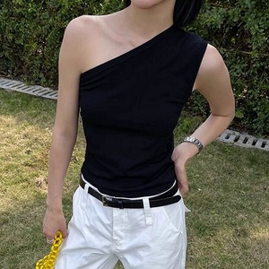 one-shoulder diagonal top W00399