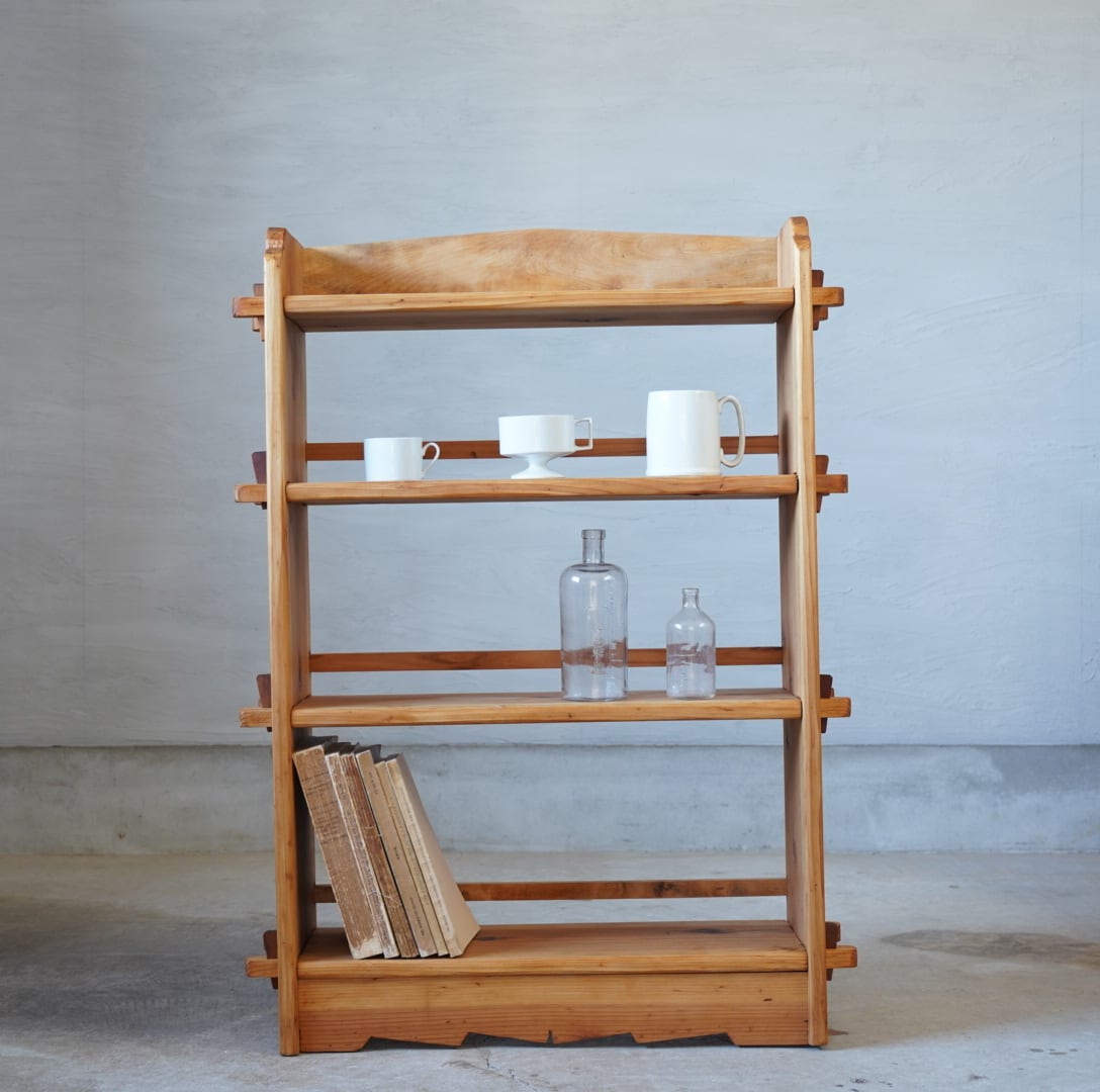 4段のオープンラック