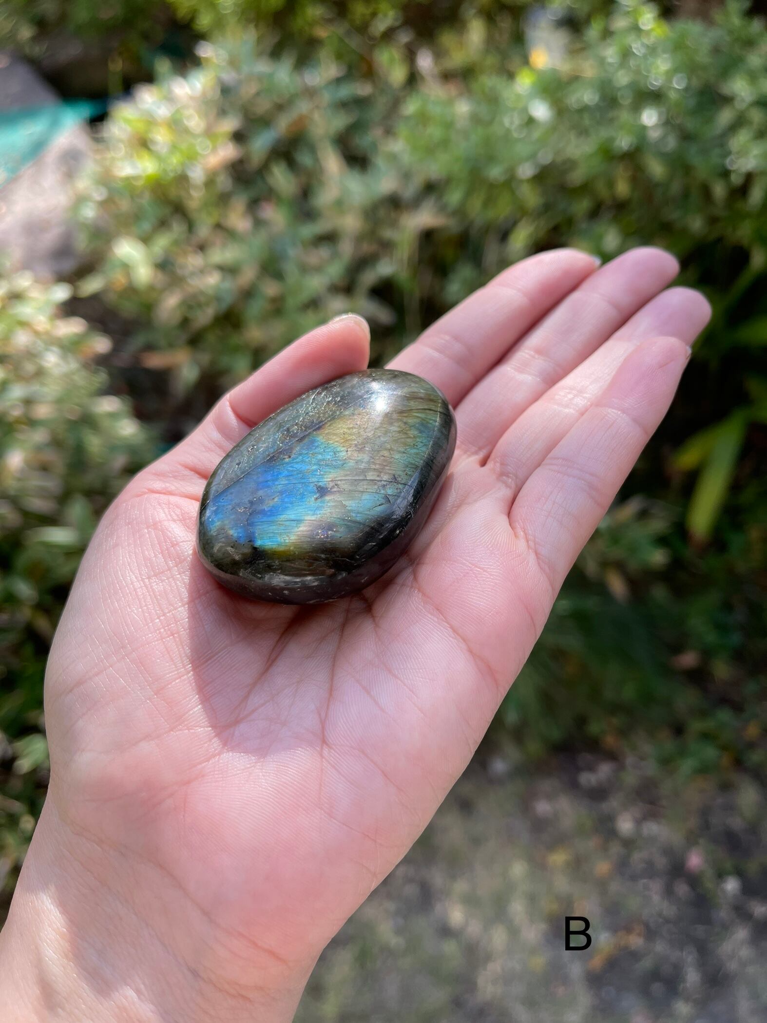 ラブラドライト　パームストーン(Labradorite　Palm stone）