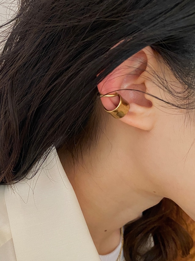 smooth ear cuff #1 / gold