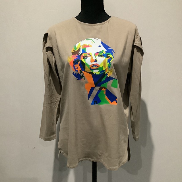 Vivid woman( 鮮やかな女性 ) 袖タックロングTシャツ グレーベージュ