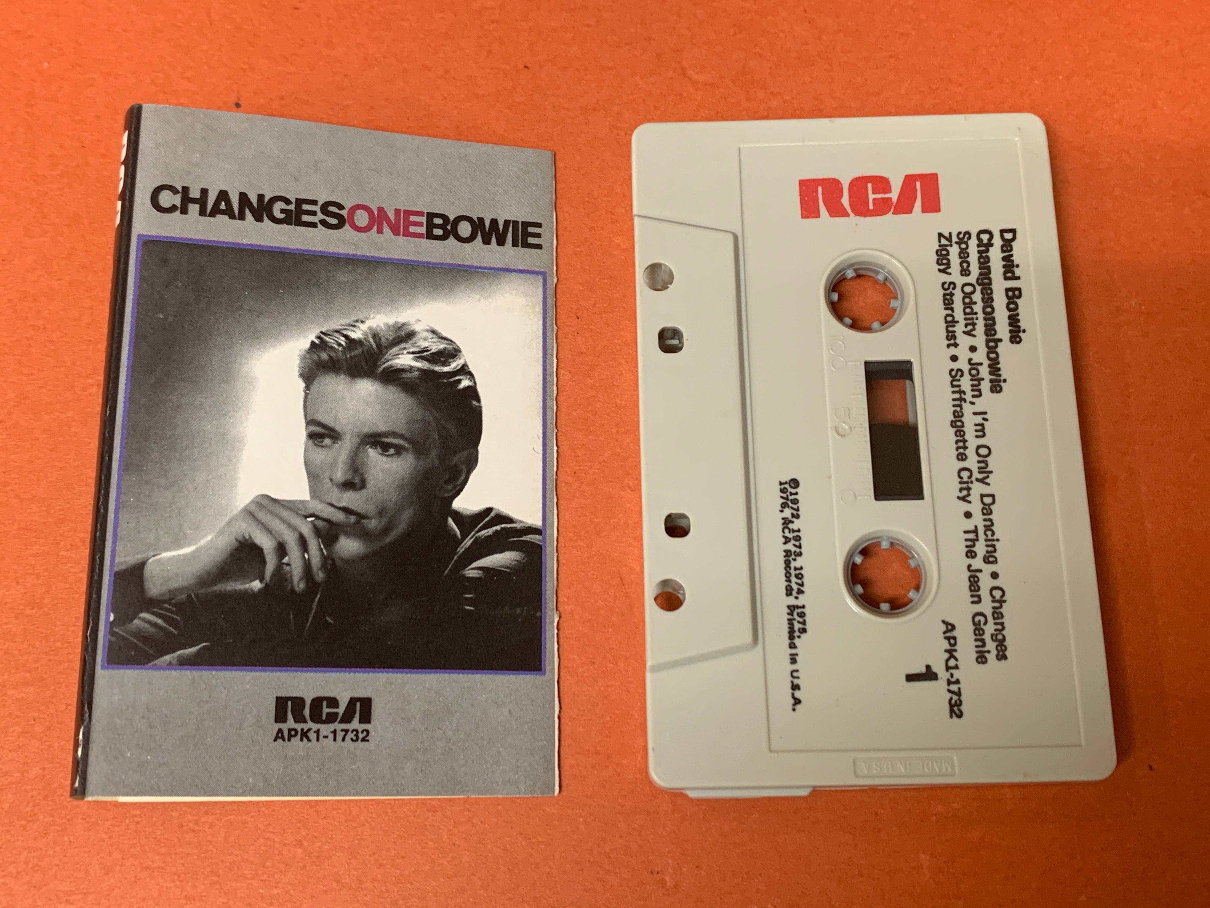 DAVID BOWIE：CHANGES BOWIE | salon de cassette YOYOGI