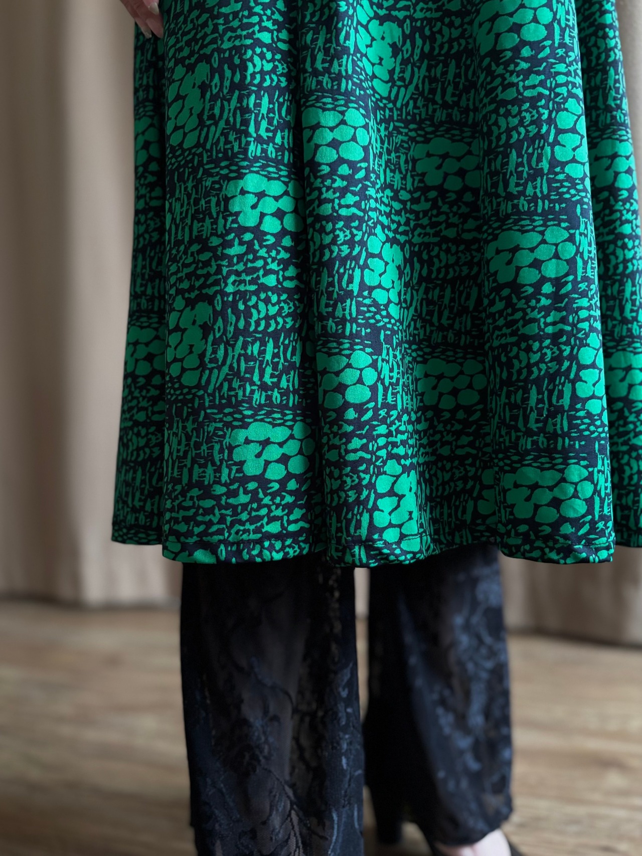 green & black retro modern dress-4841-8