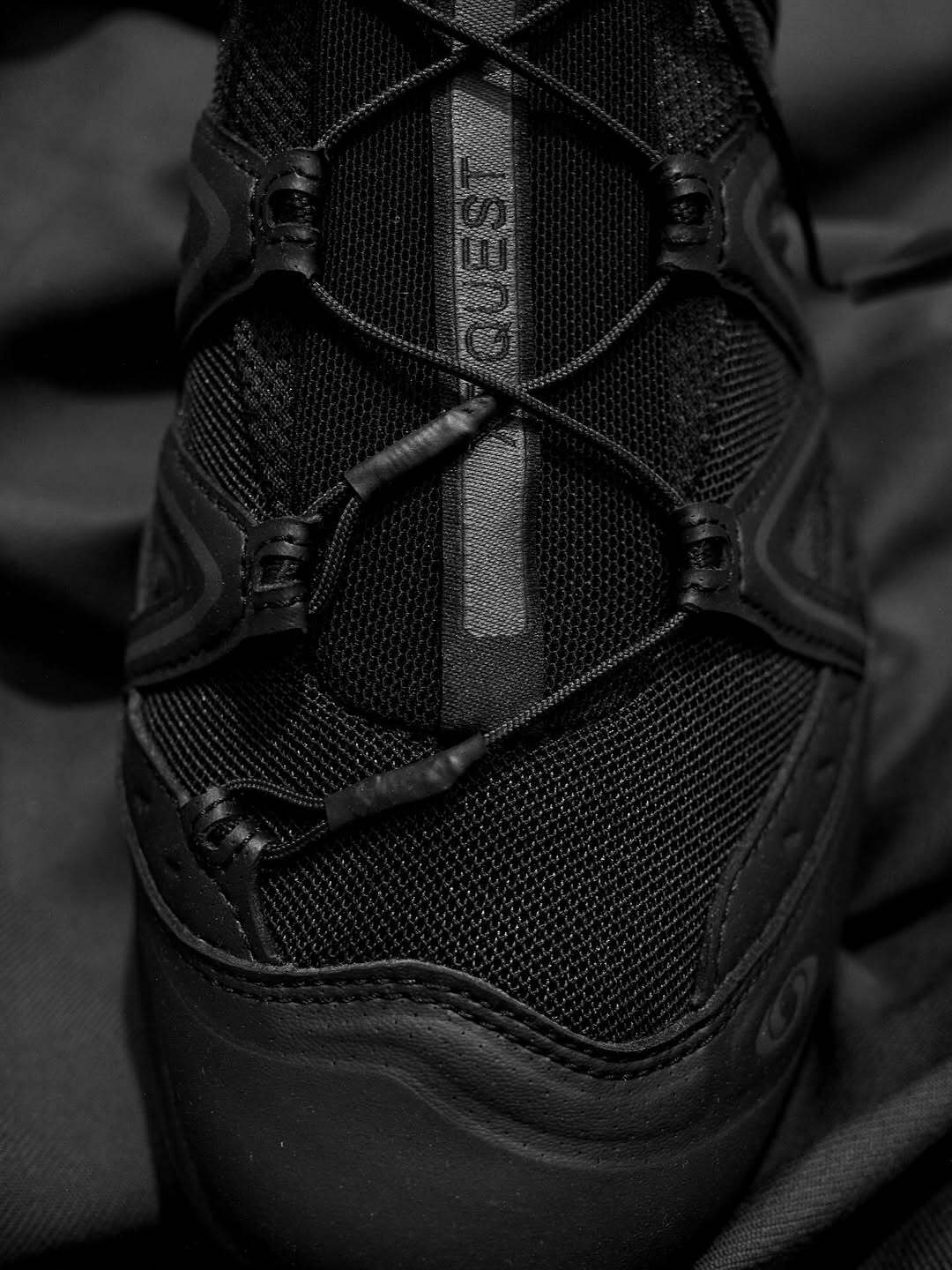 SALOMON ADVANCED XT-QUEST ADVANCED Black/Black/Phantom