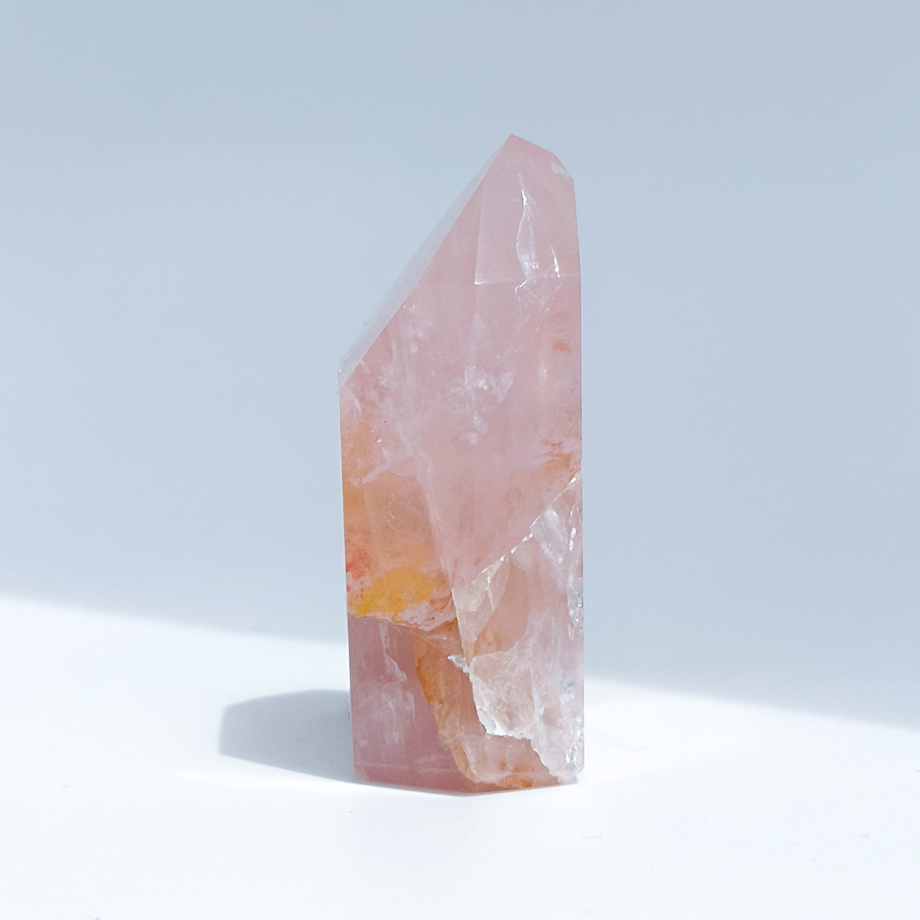 ローズクォーツ　ゴールデンヒーラー共生　　　　スター　高品質　うるうる ローズクォーツ×ゴールデンヒーラー タワー91◇ Rose Quartz x Golden