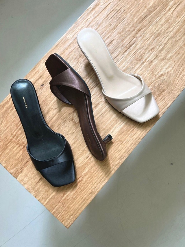 Twist Strap Square Toe Mules
